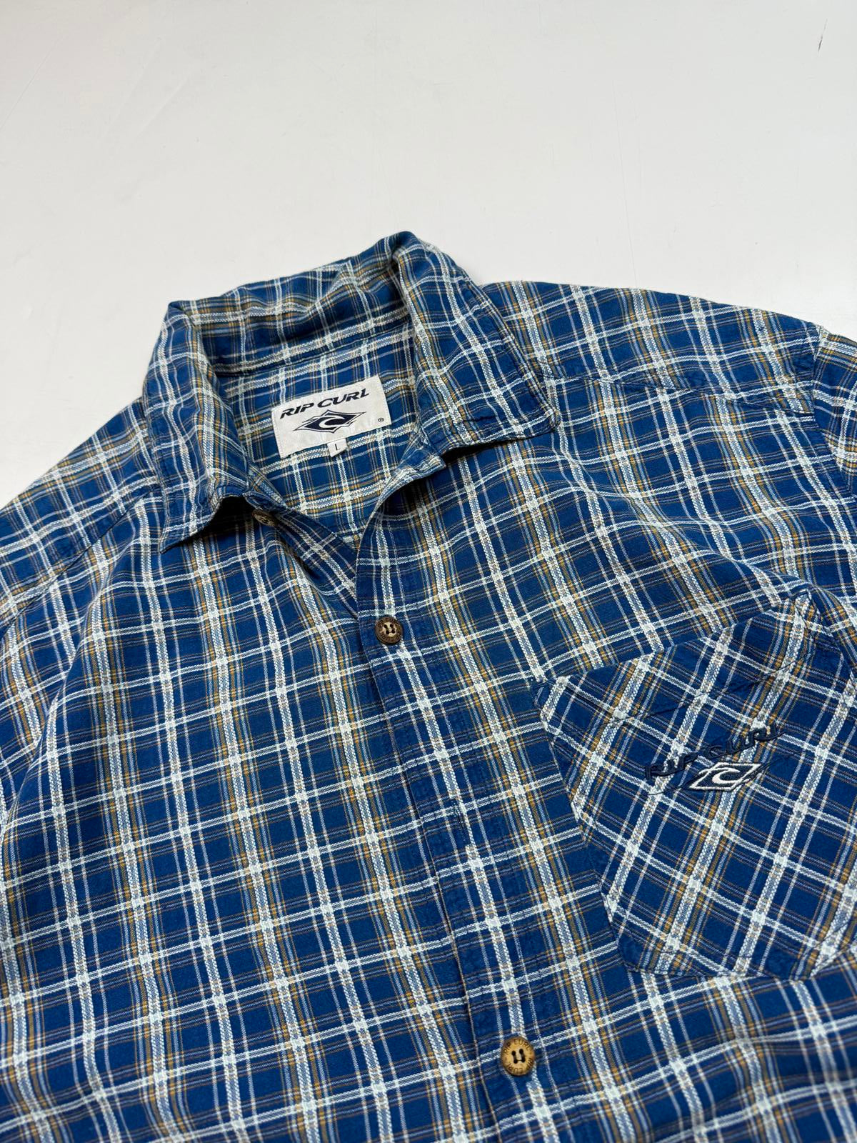 Vintage Y2K Ripcurl checkered short sleeve shirt (L)