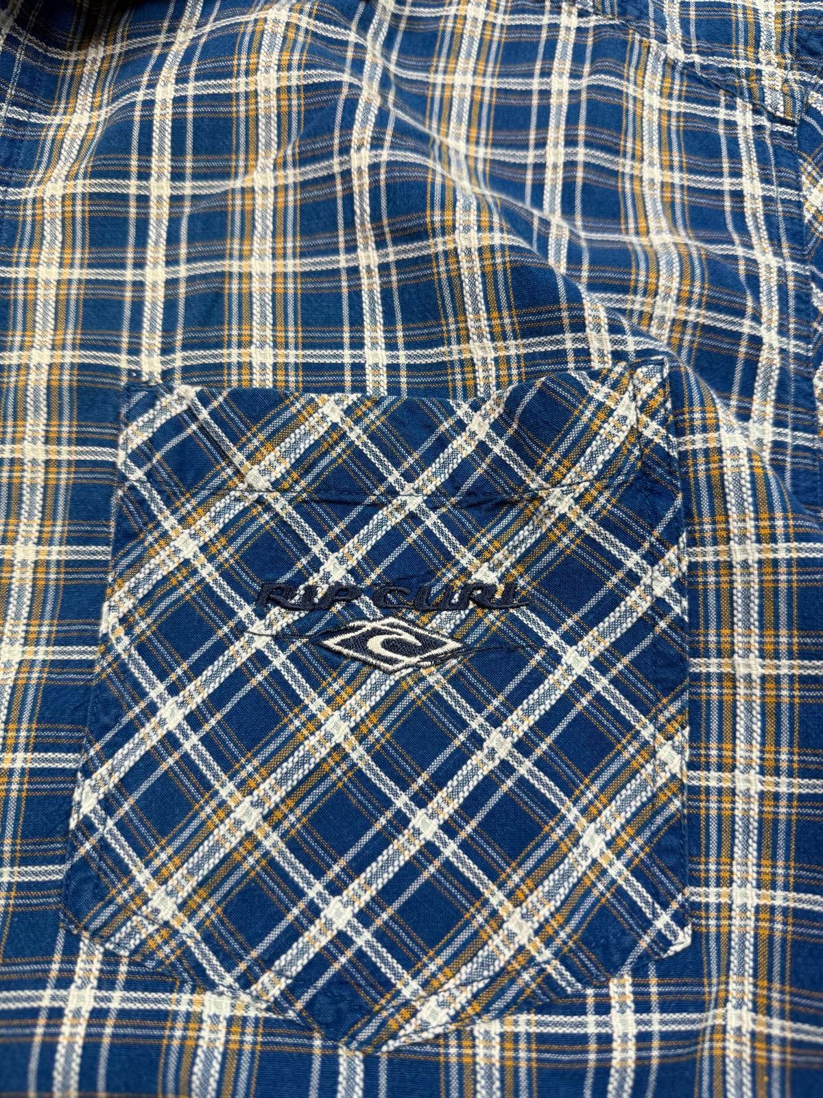 Vintage Y2K Ripcurl checkered short sleeve shirt (L)