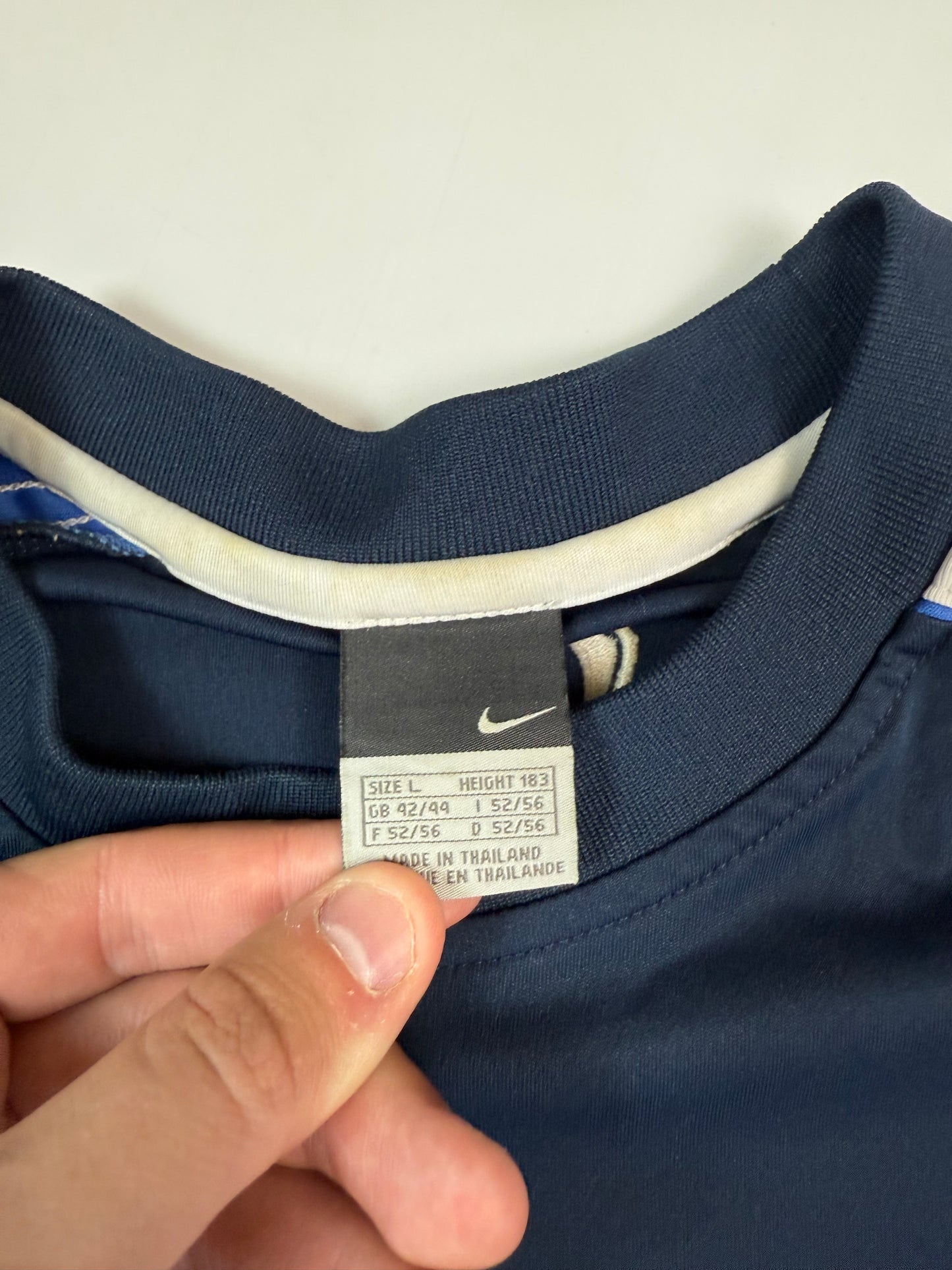 Vintage Nike shield football centre swoosh tee (L)