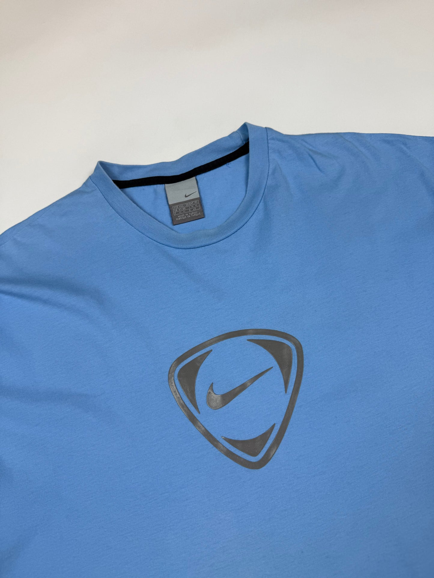 Vintage Nike shield football centre swoosh tee (XL)