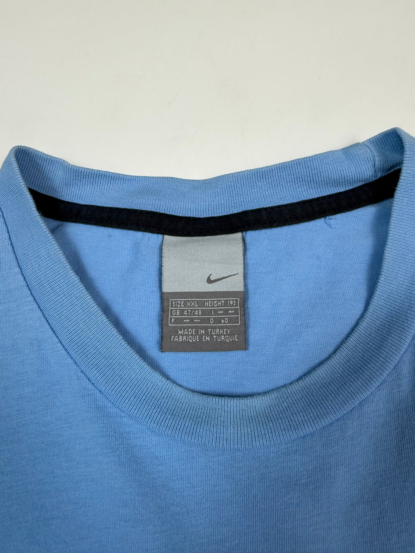 Vintage Nike shield football centre swoosh tee (XL)