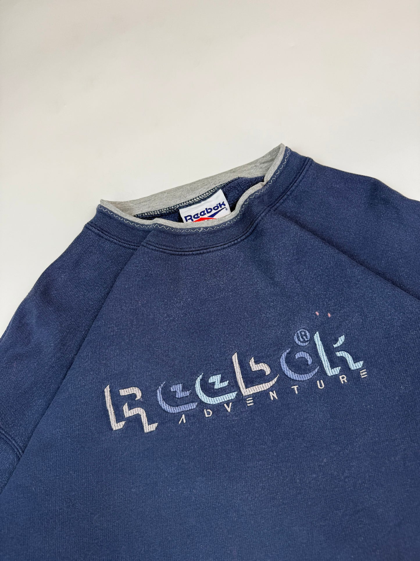 Vintage 90s Reebok adventure spell out sweatshirt (XL)