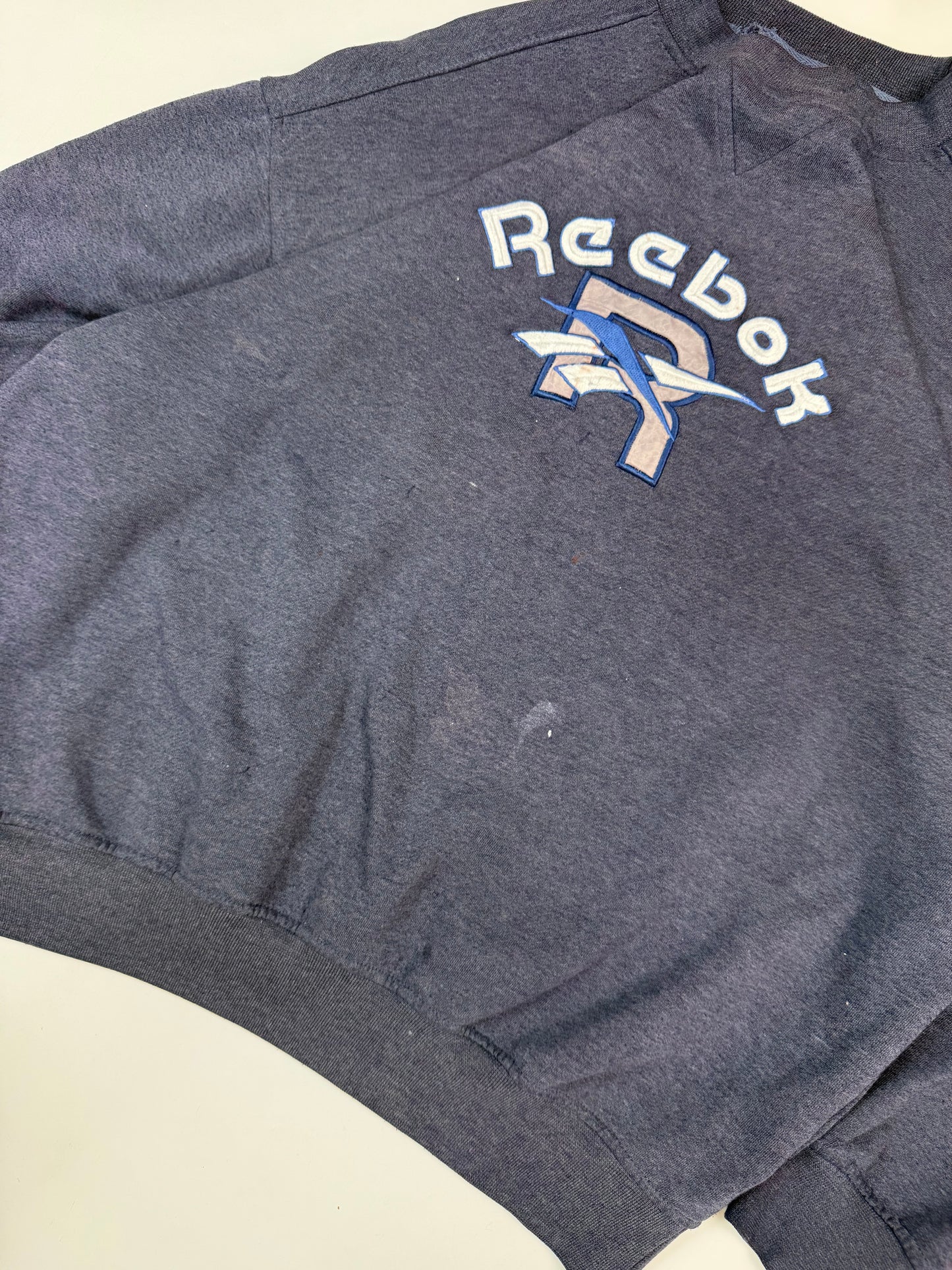 Vintage 90s Reebok spell out sweatshirt (L)