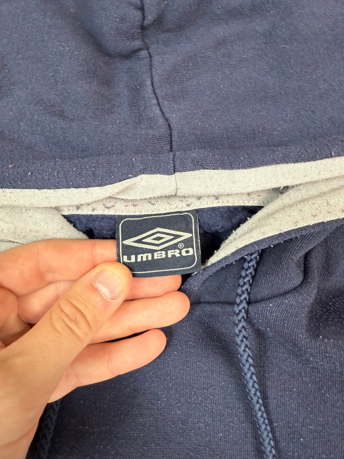 Vintage Umbro centre logo hoodie (M)