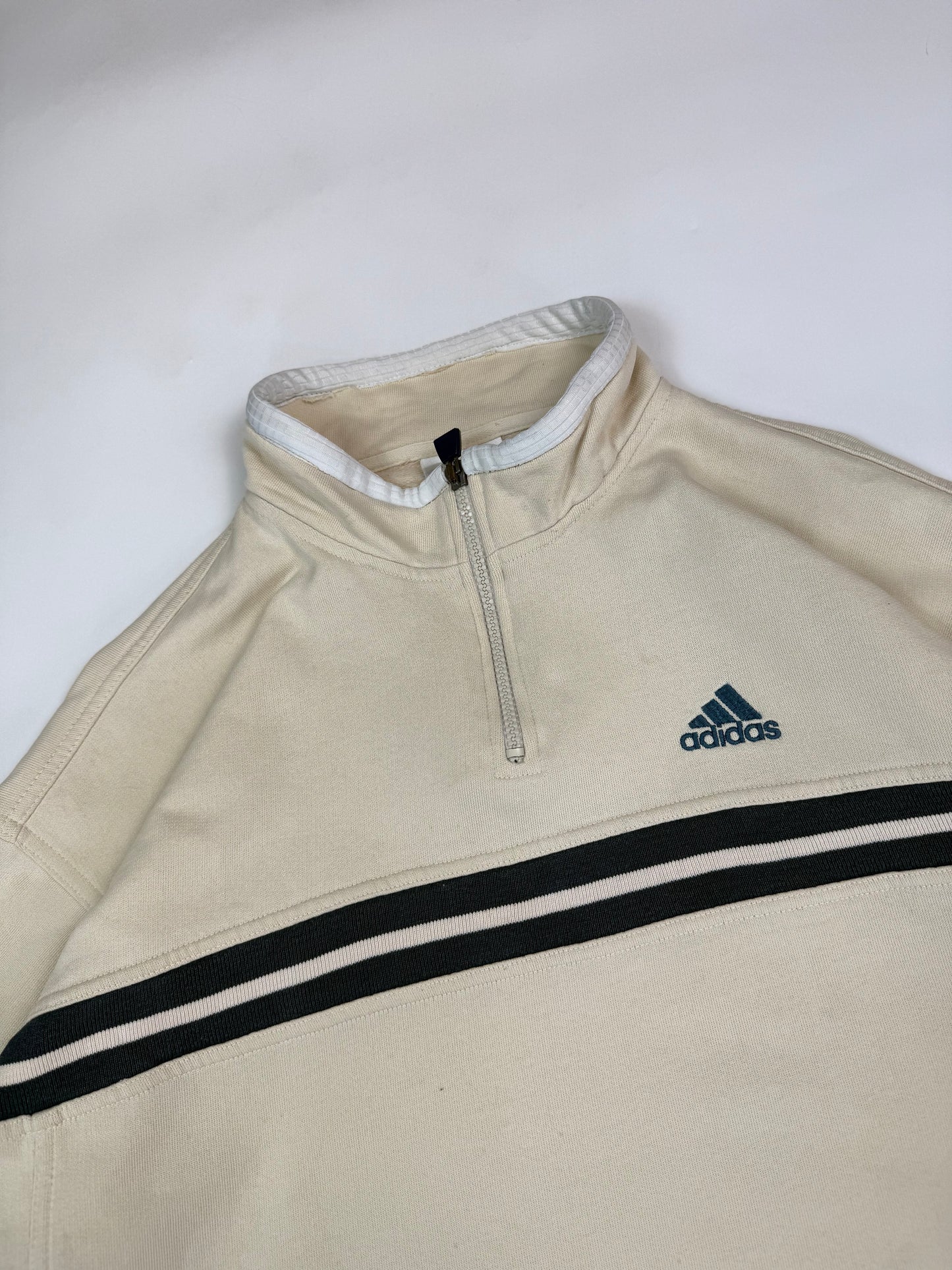 Vintage 90s Adidas quarter zip sweatshirt (M)