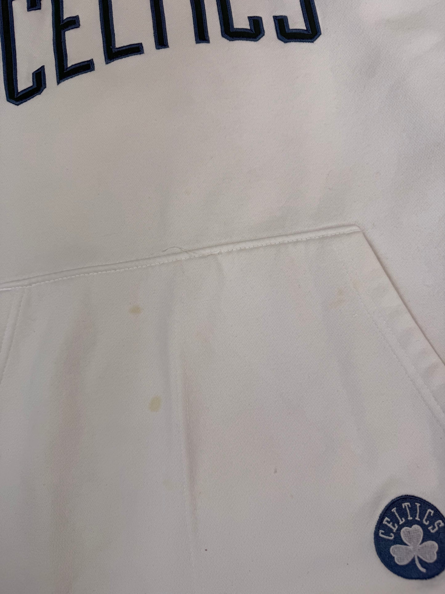 Vintage 90s Nike Boston Celtics centre swoosh hoodie (L)