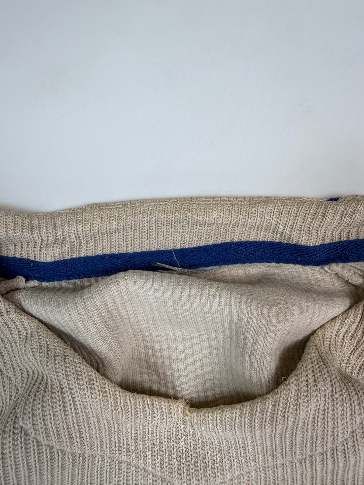 Vintage Nike centre logo sweatshirt (M)