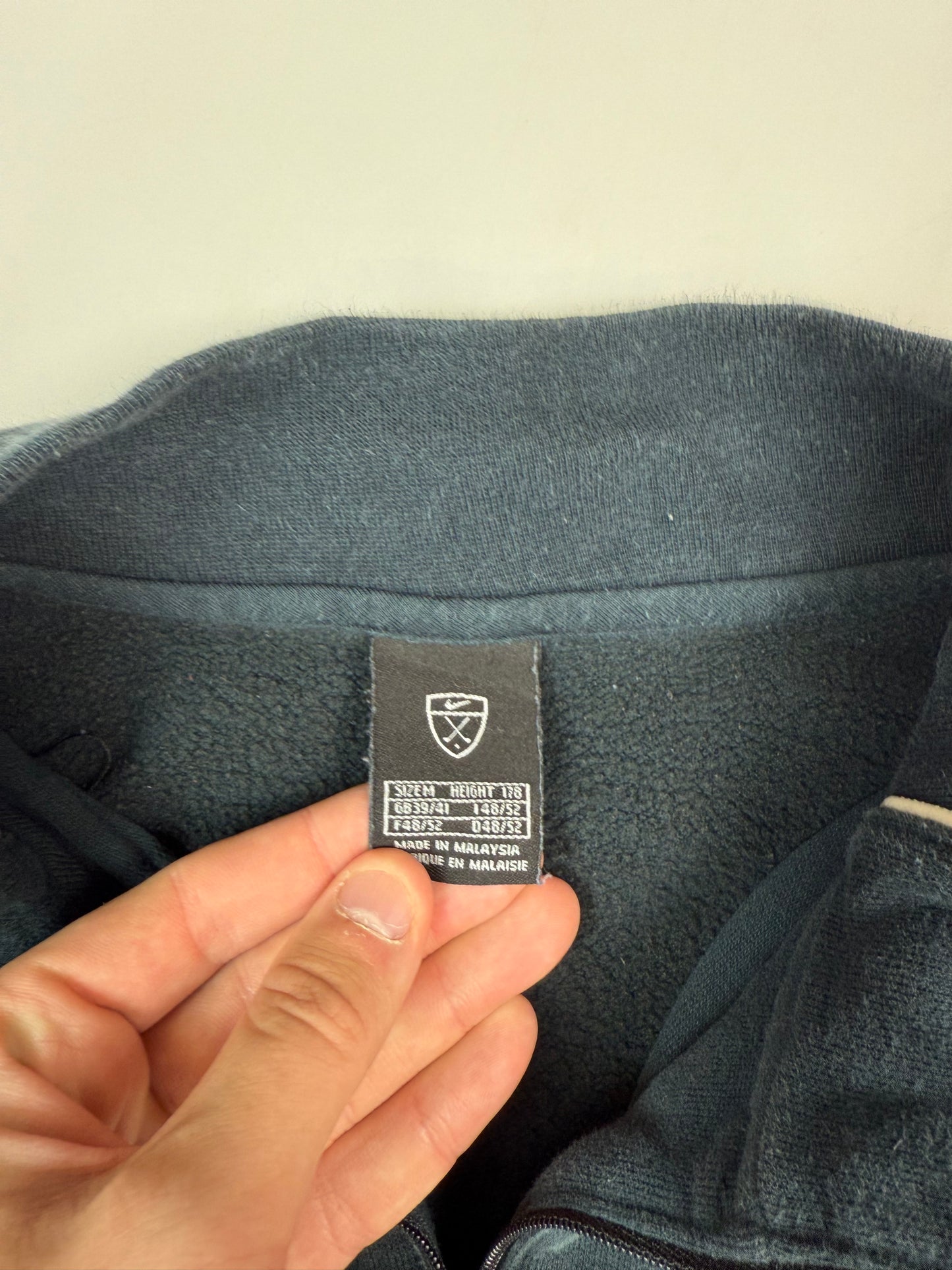 Vintage Nike golf quarter zip sweatshirt (M)