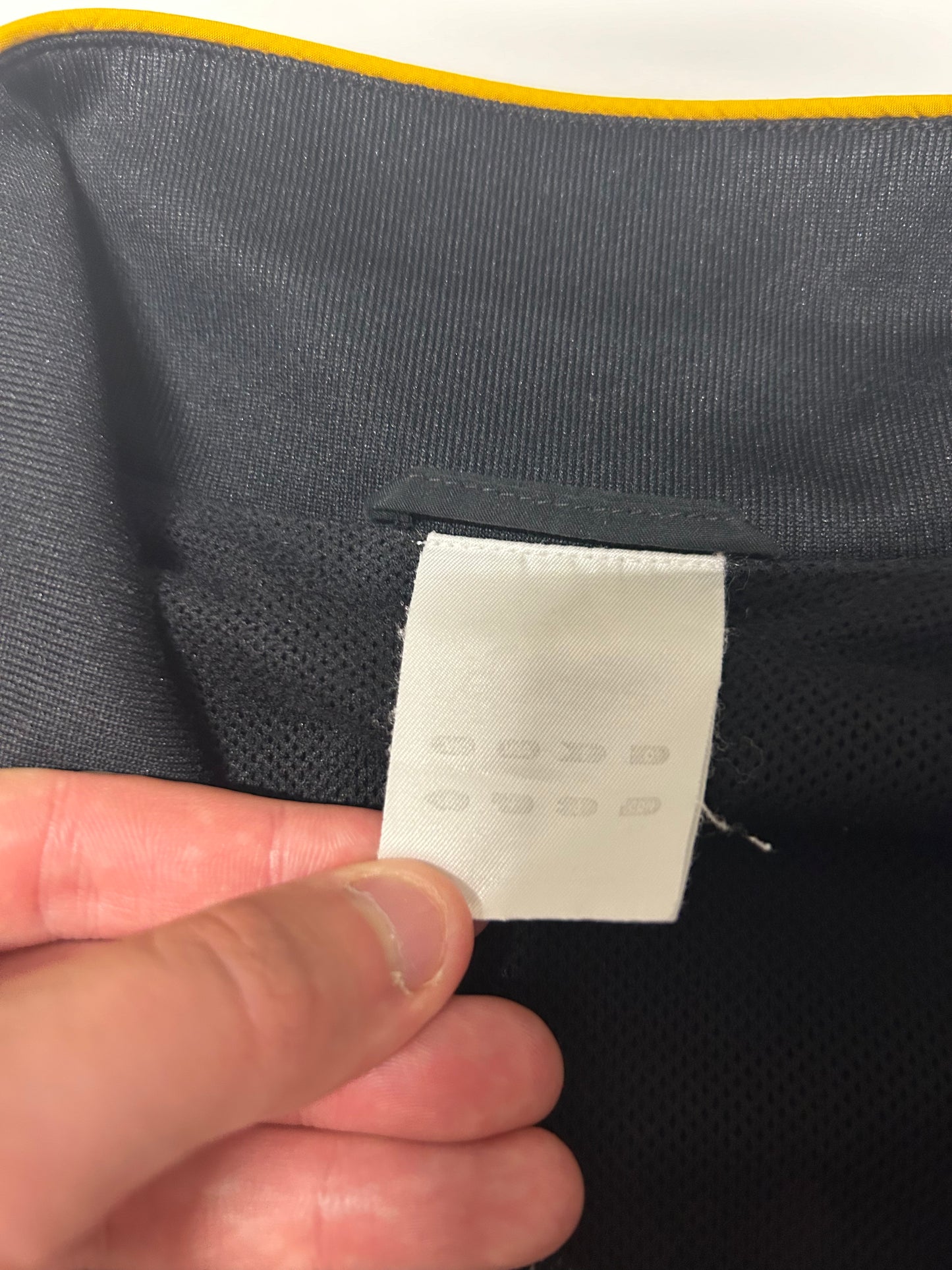 Vintage adidas track jacket (M)