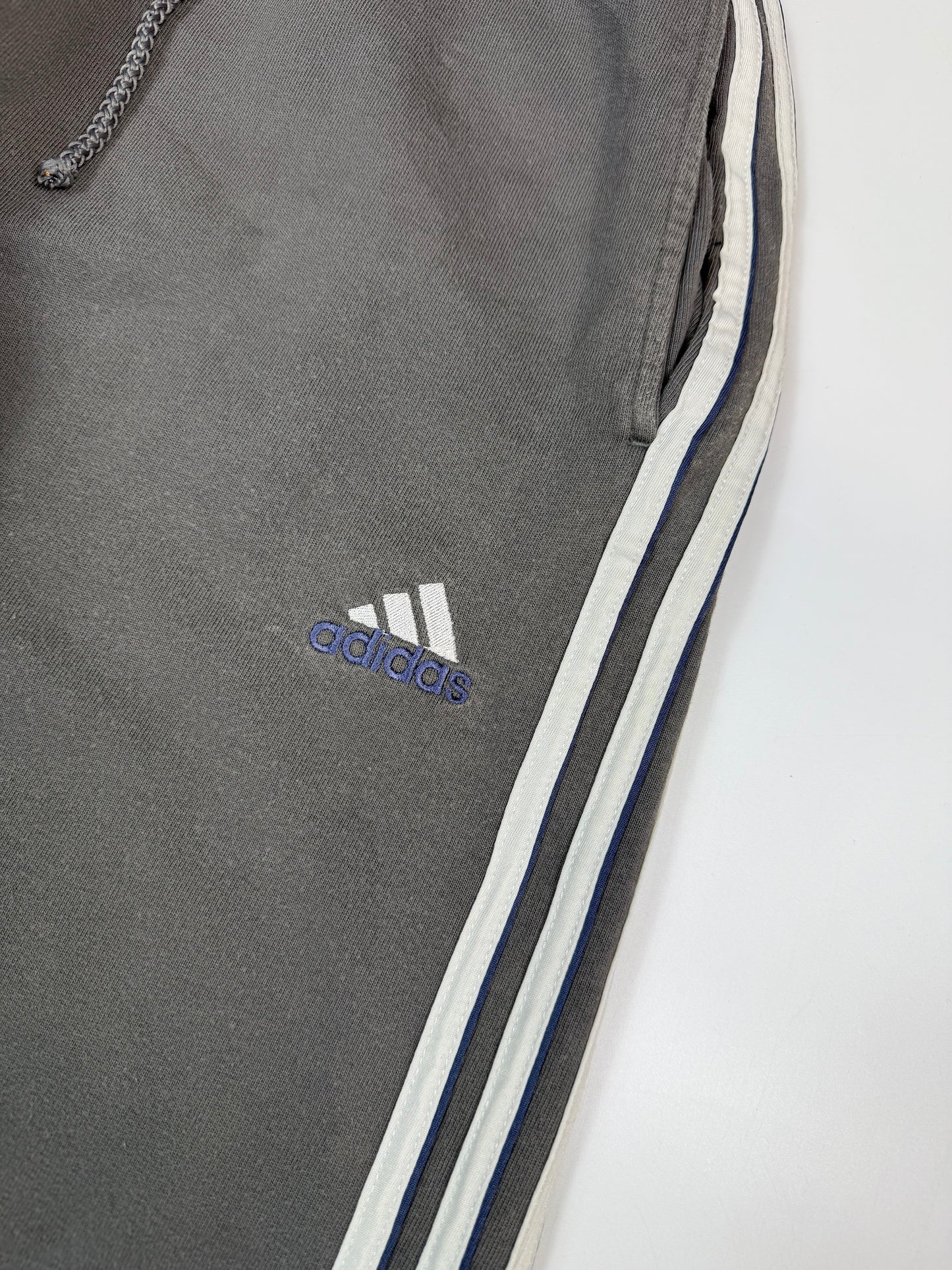 Vintage 90s Adidas side stripe baggy joggers (M)