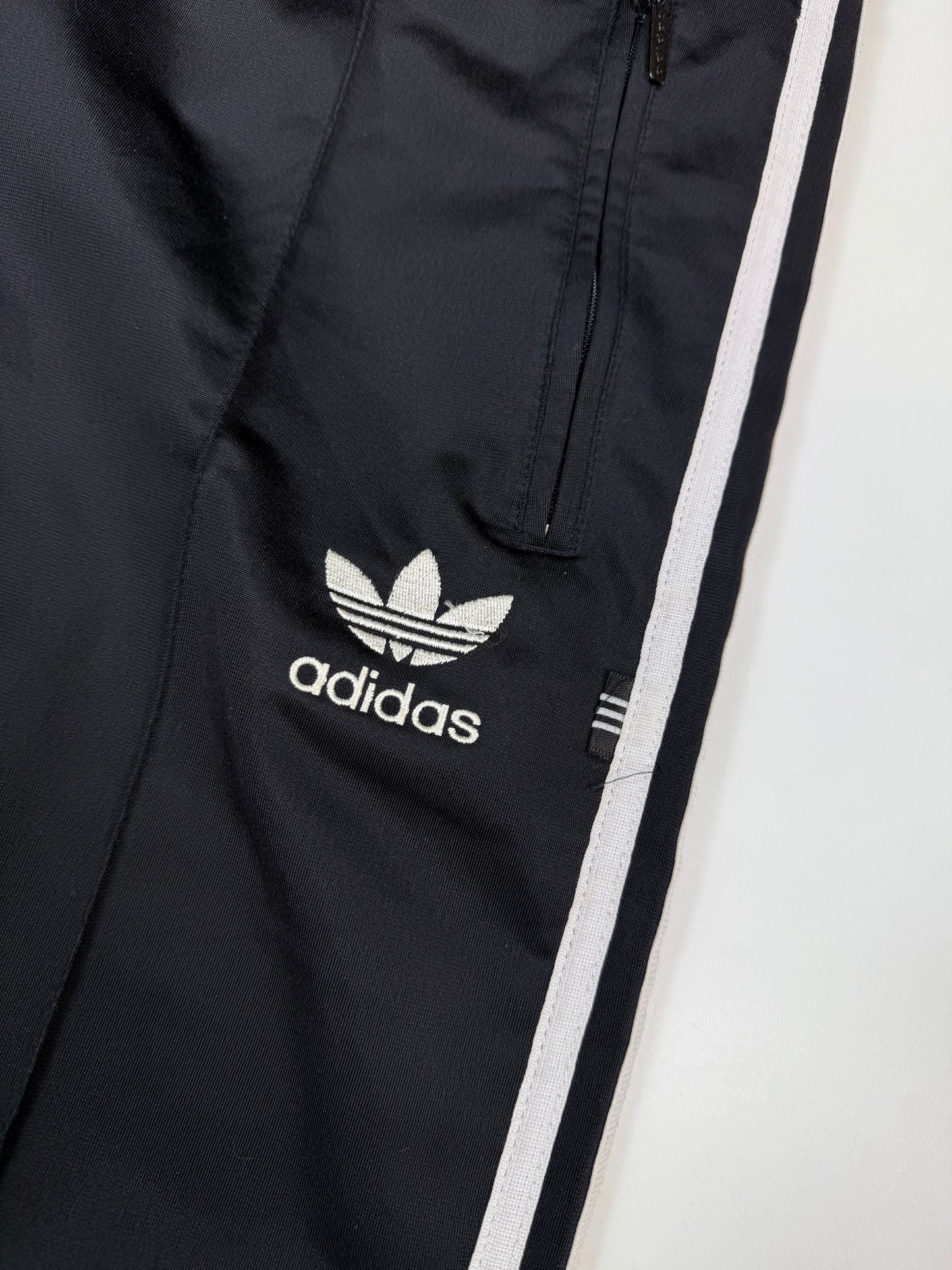 Vintage 90s Adidas originals baggy track pants (M)