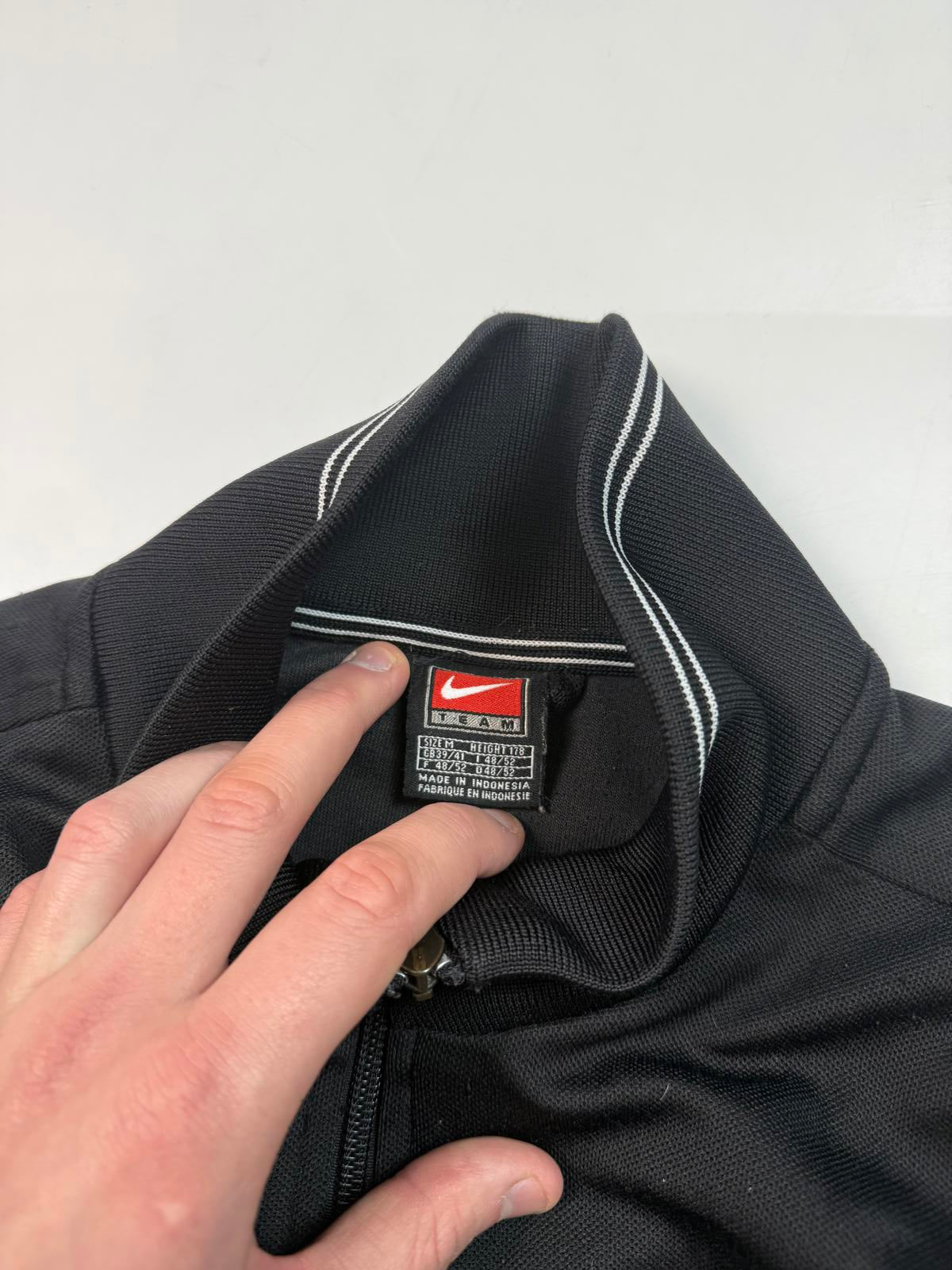 Vintage 90s Nike team track top (M)