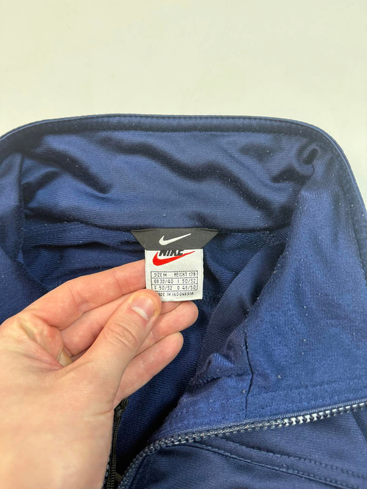 Vintage 90s Nike mini swoosh track top (M)