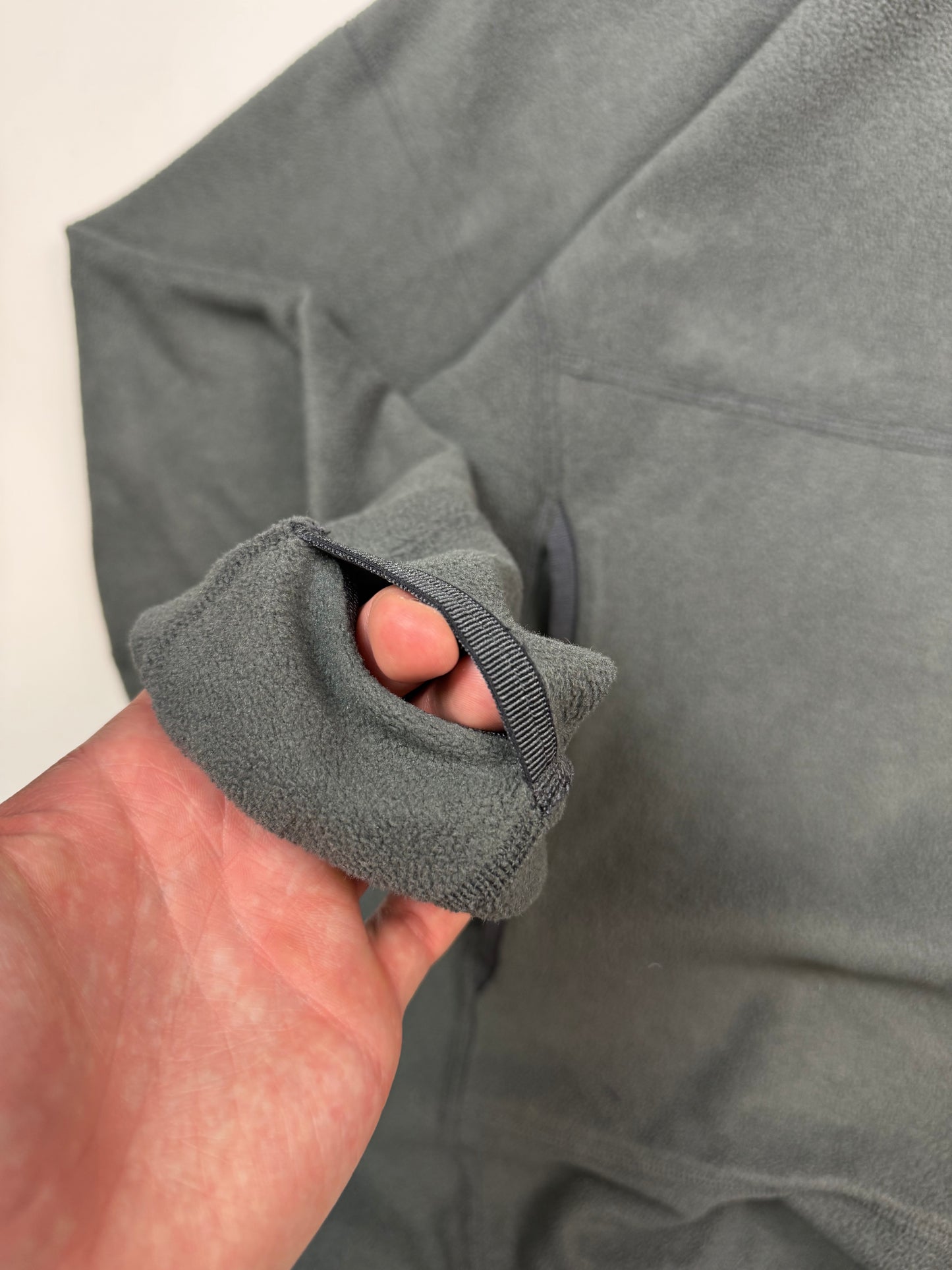 Nike ACG wolf tree full zip hooded fleece (M)