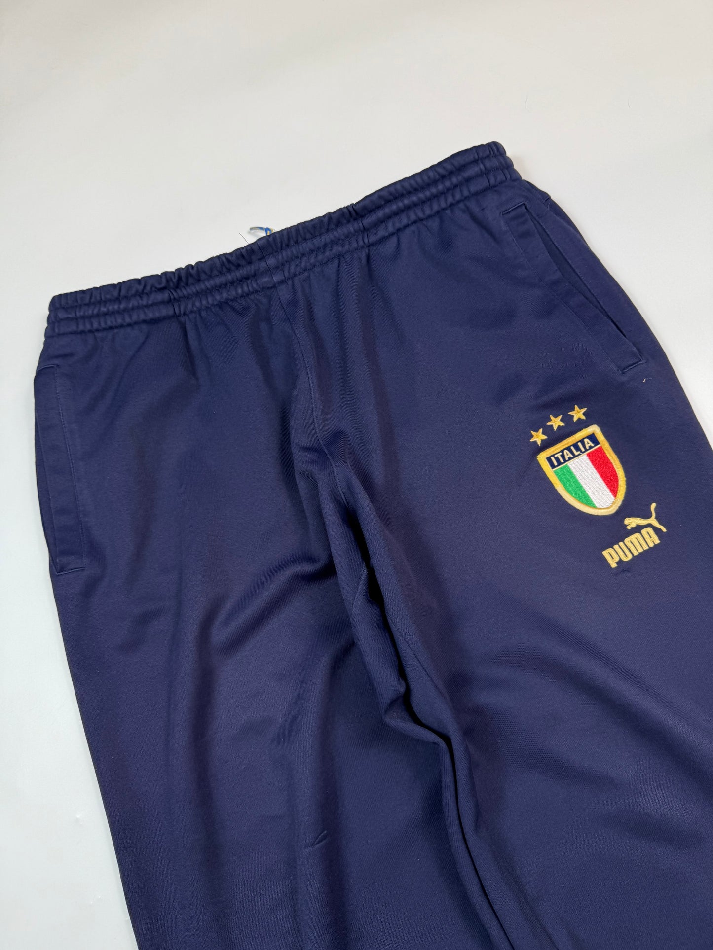 Italy 2016/17 Puma football track pants (XL)