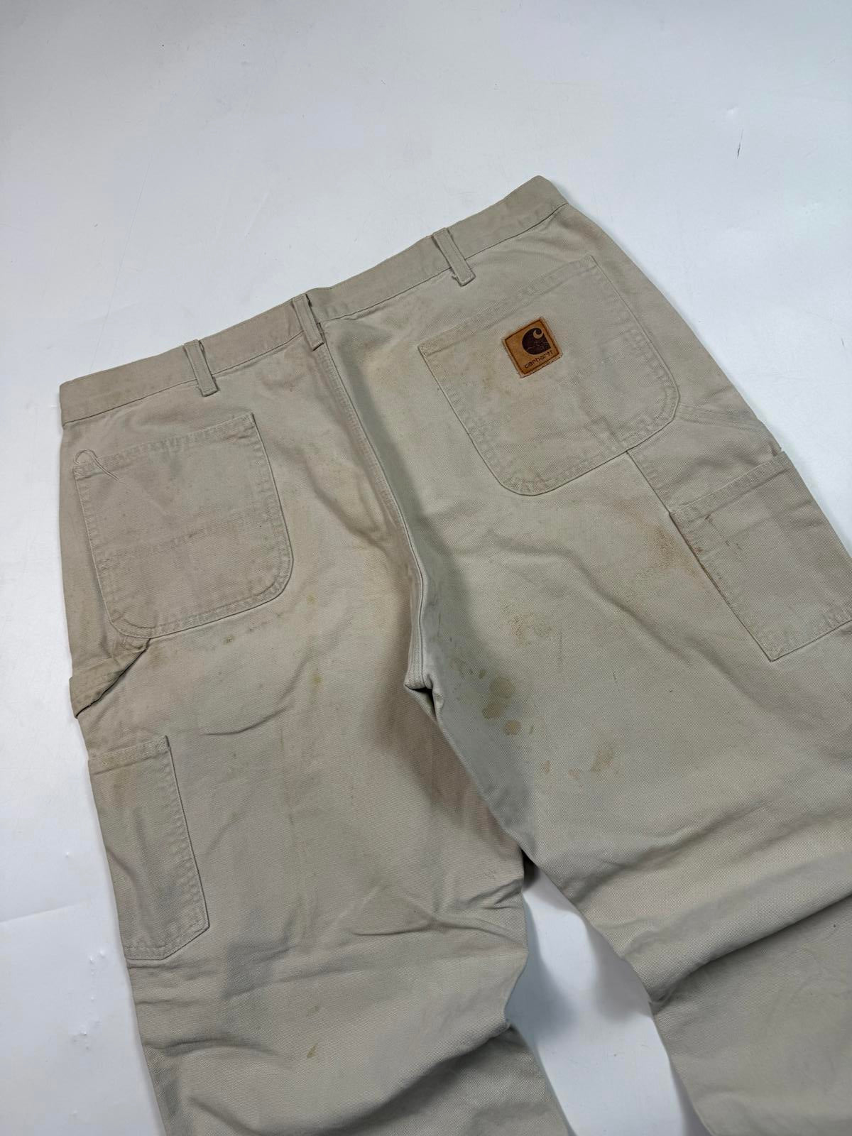 Vintage Carhartt baggy carpenter pants (W38)
