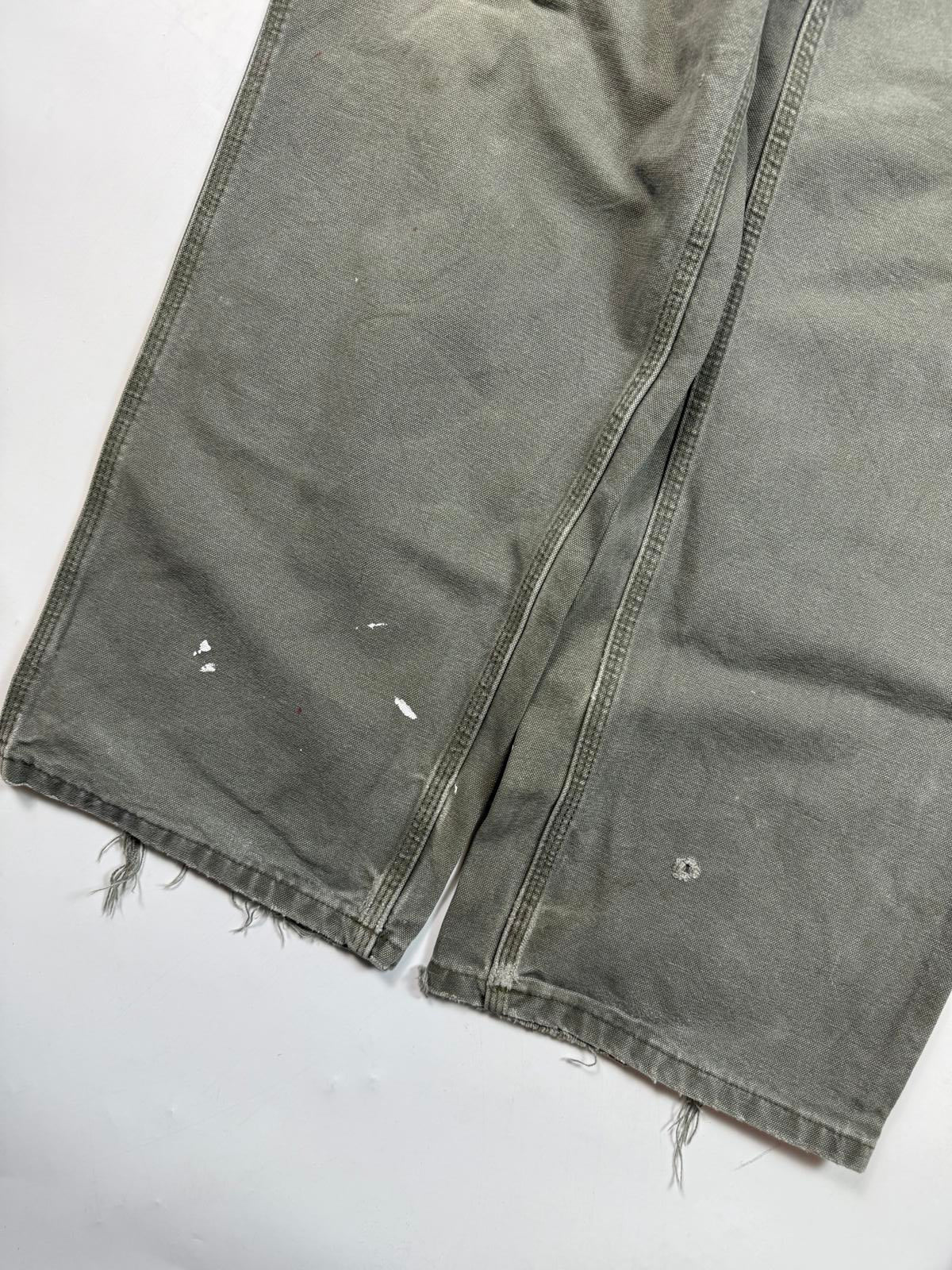 Vintage Carhartt baggy carpenter pants (W38)