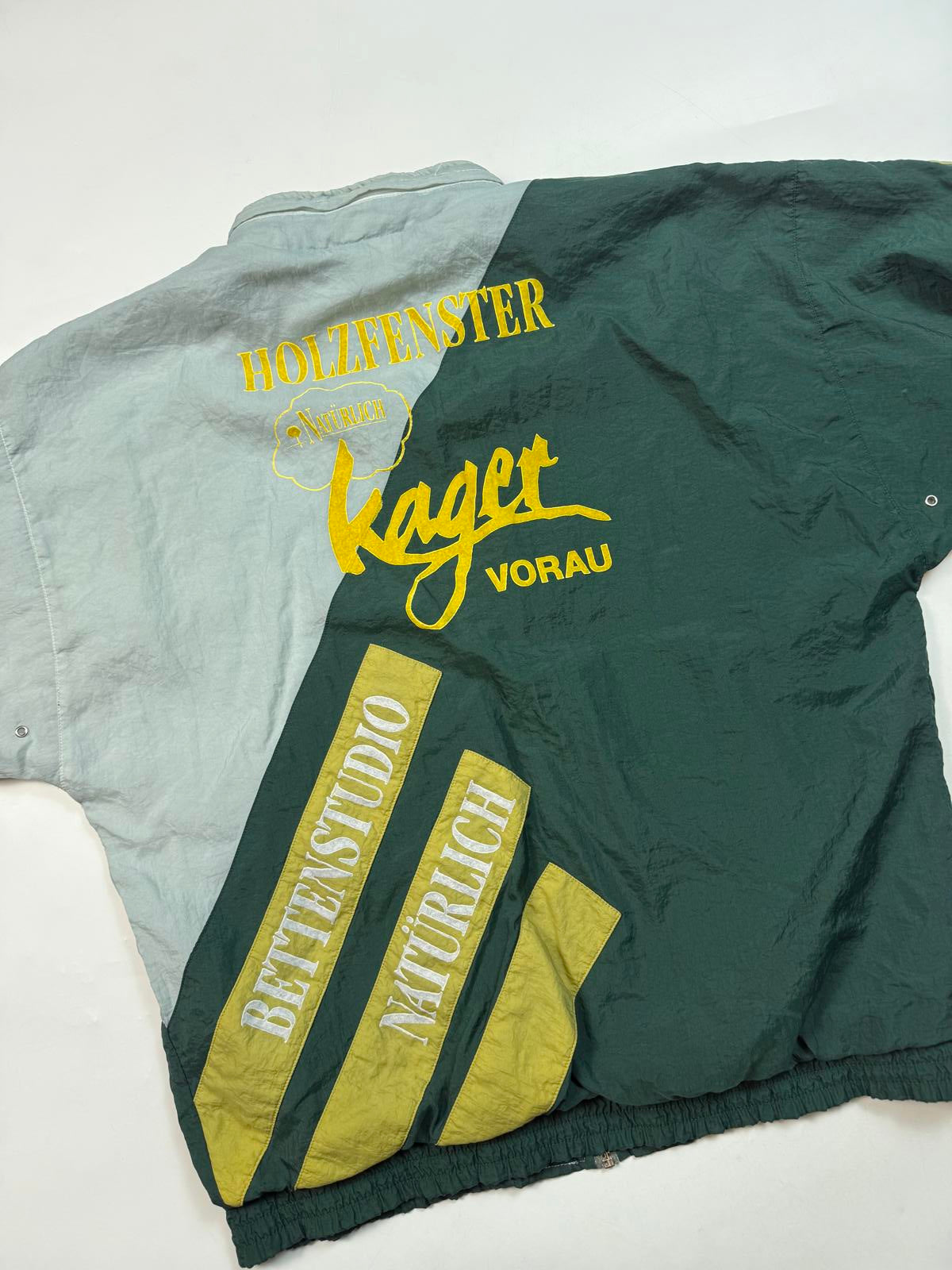 Vintage 90s Adidas originals skiing track jacket (M)