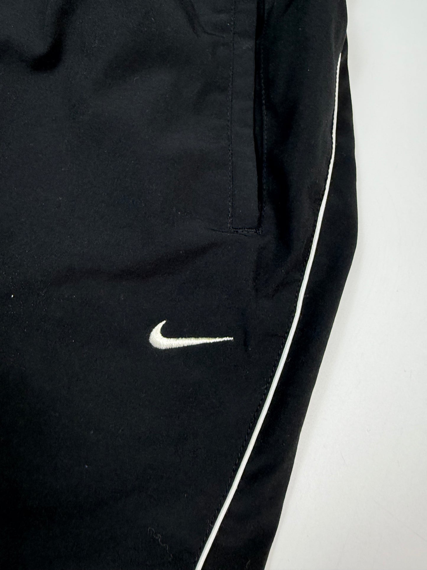 Vintage Nike athletic dept baggy track pants (L)