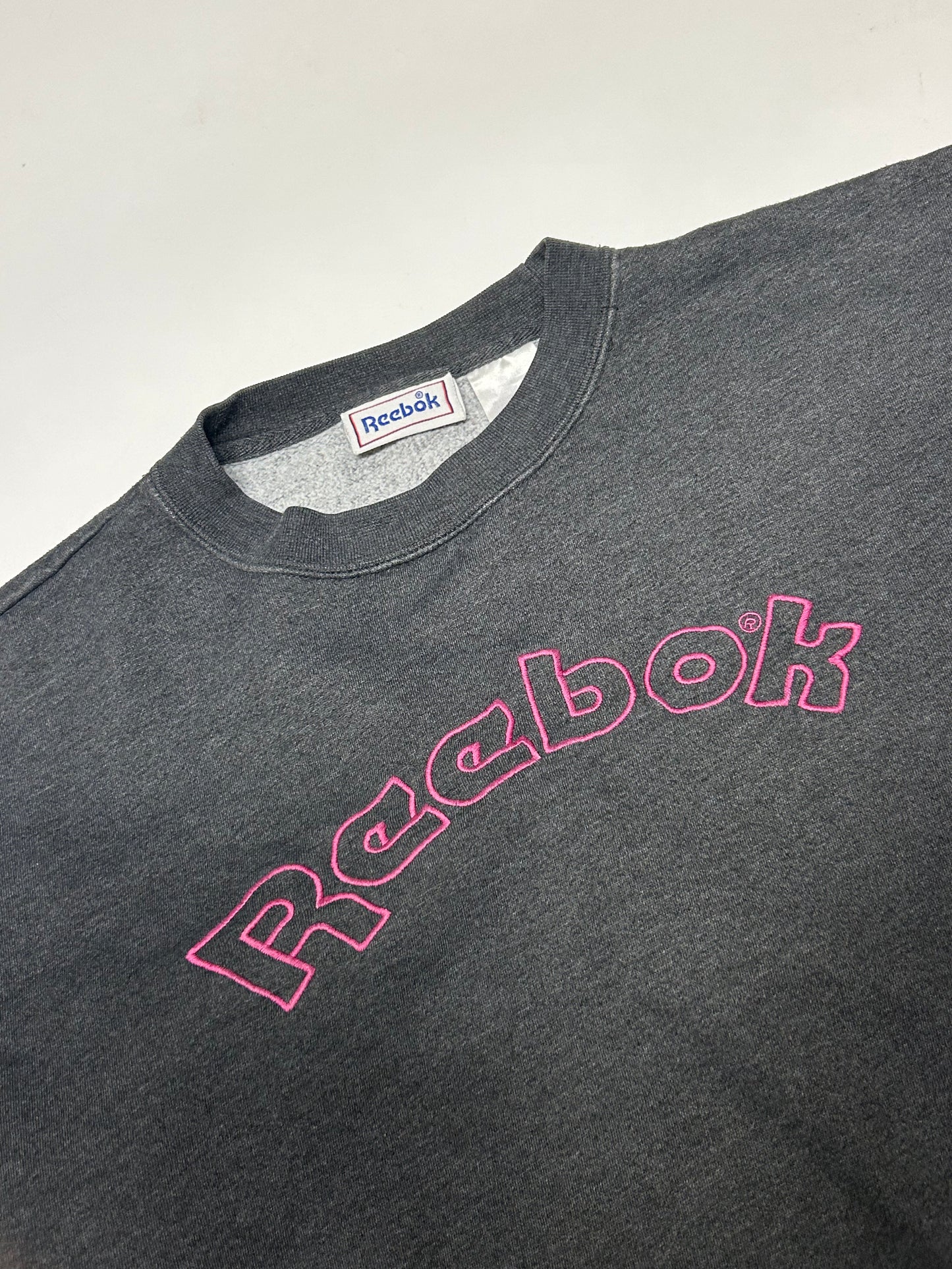 Vintage 90s Reebok spell out sweatshirt (XXS)