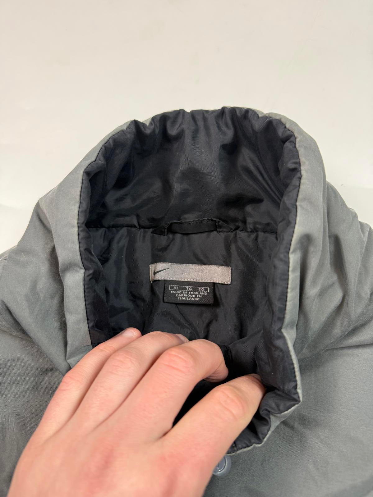 Vintage Nike spell out padded jacket (XL)