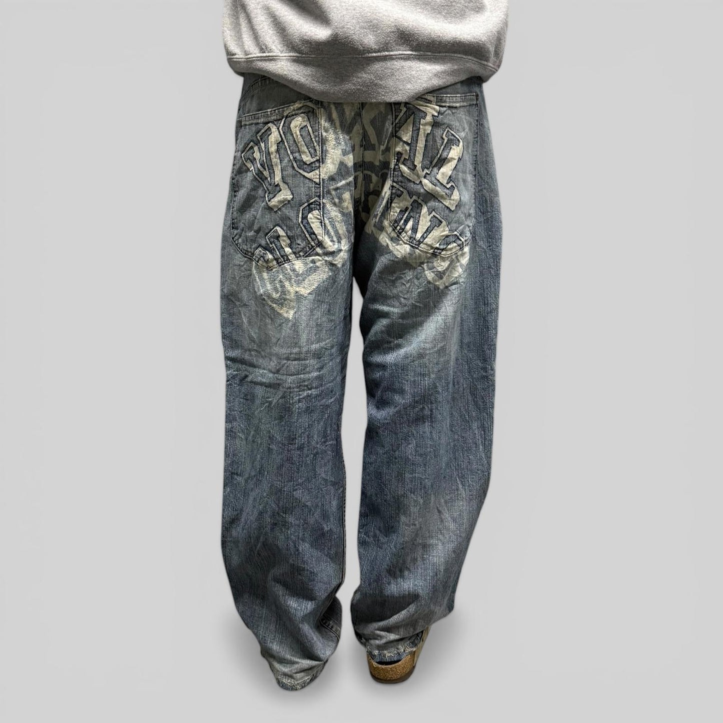 Vintage Y2K baggy hip hop jeans (W34)