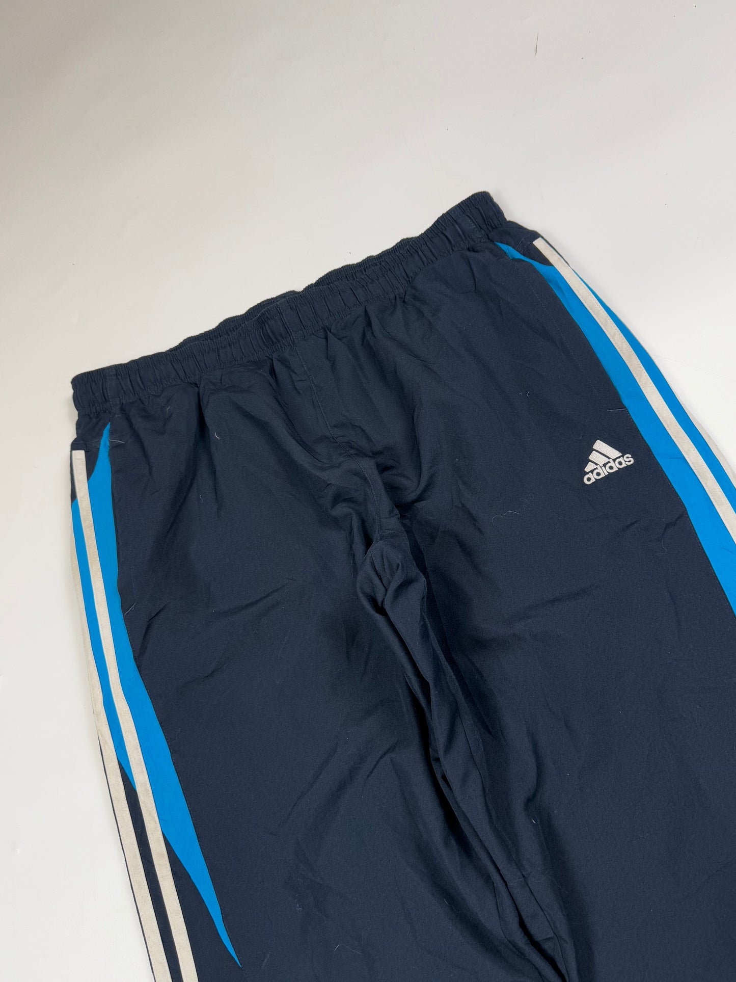 Vintage Adidas baggy track pants (L)