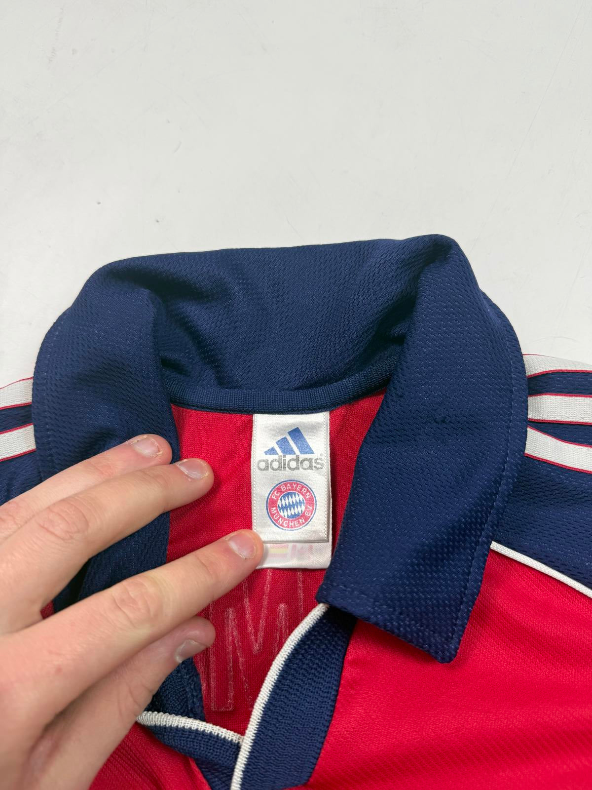 Vintage Bayern Munich 1999-01 Adidas home football shirt (S)