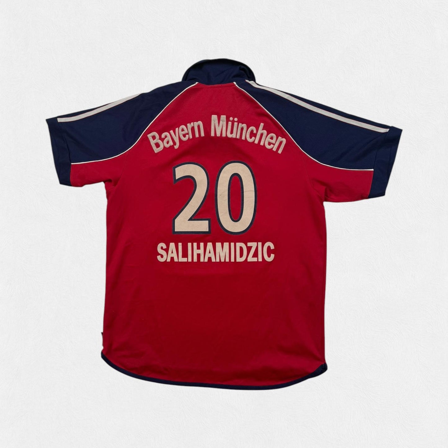 Vintage Bayern Munich 1999-01 Adidas home football shirt (S)