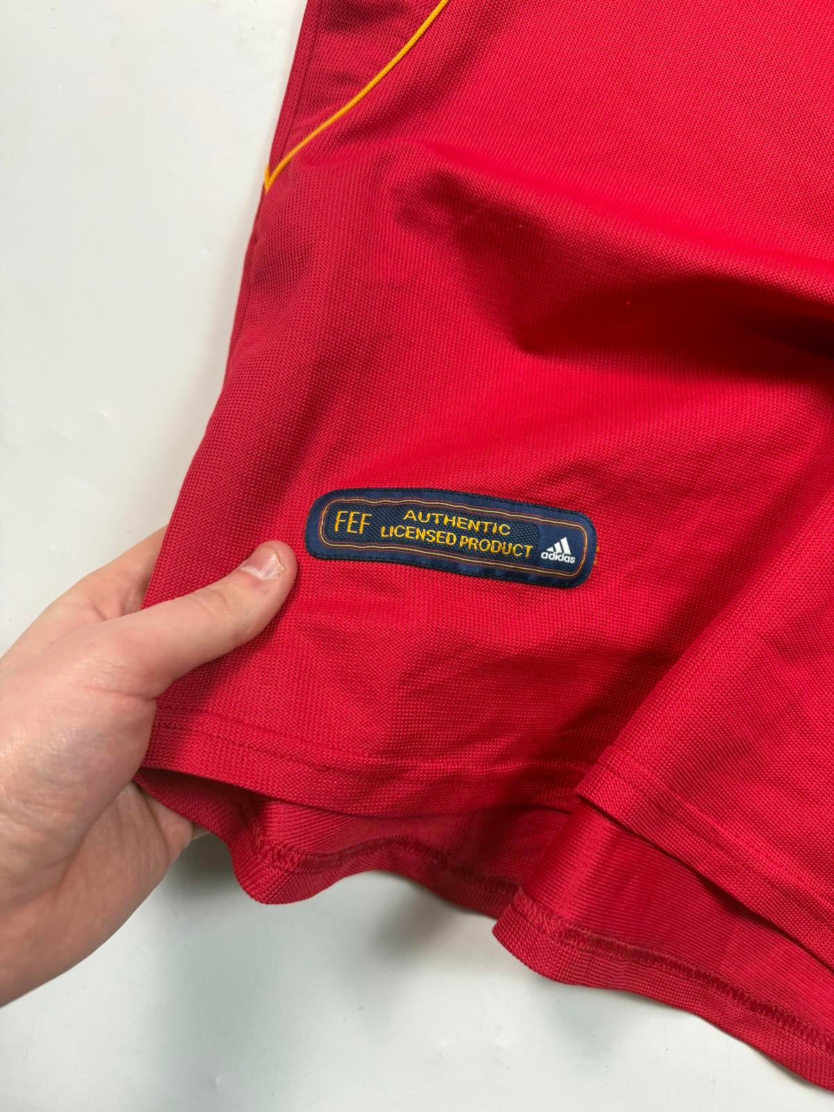 Vintage Spain 1999/00 Adidas home football shirt (S)