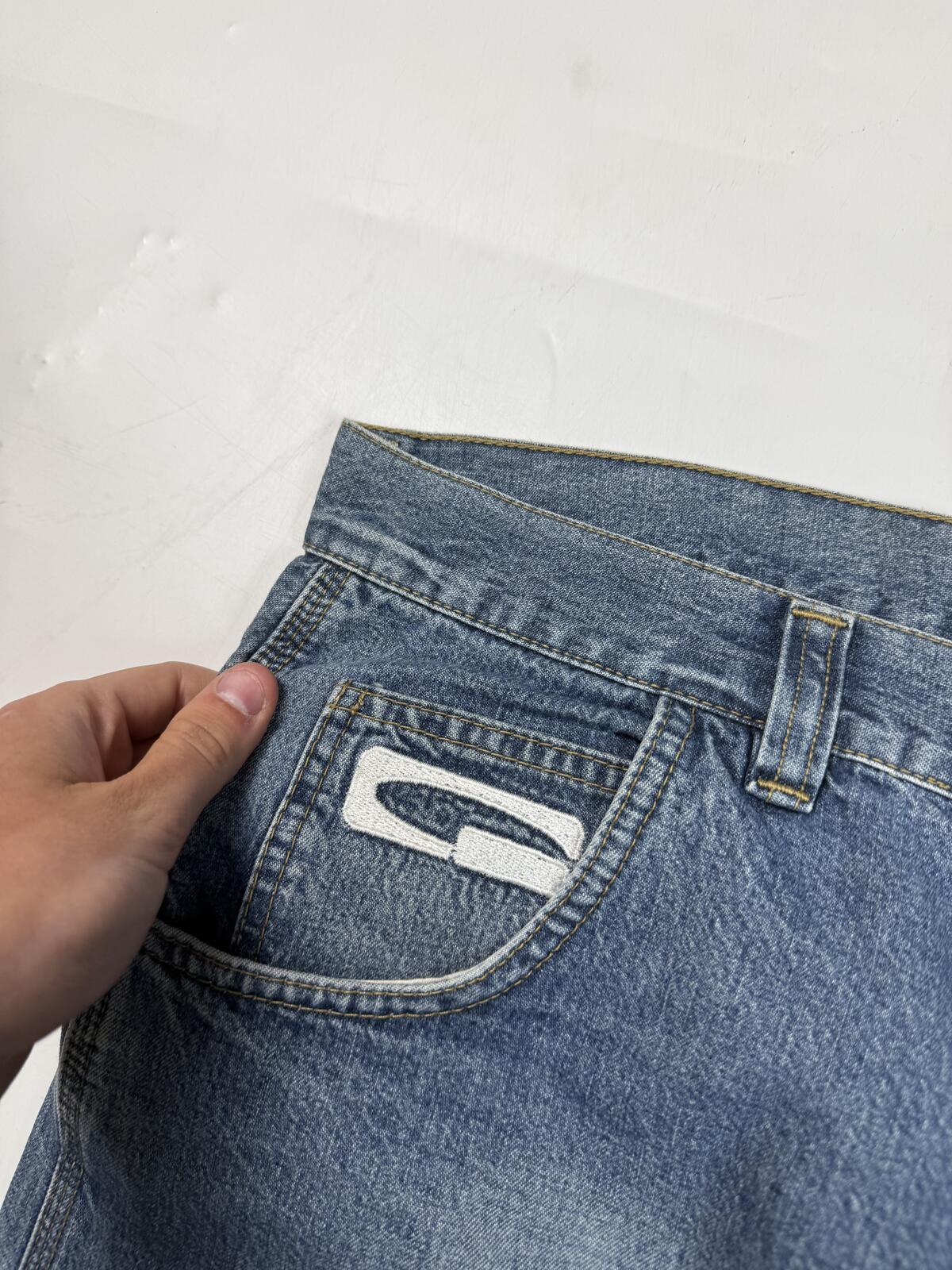Vintage Globe baggy hip hop carpenter denim shorts (W38)