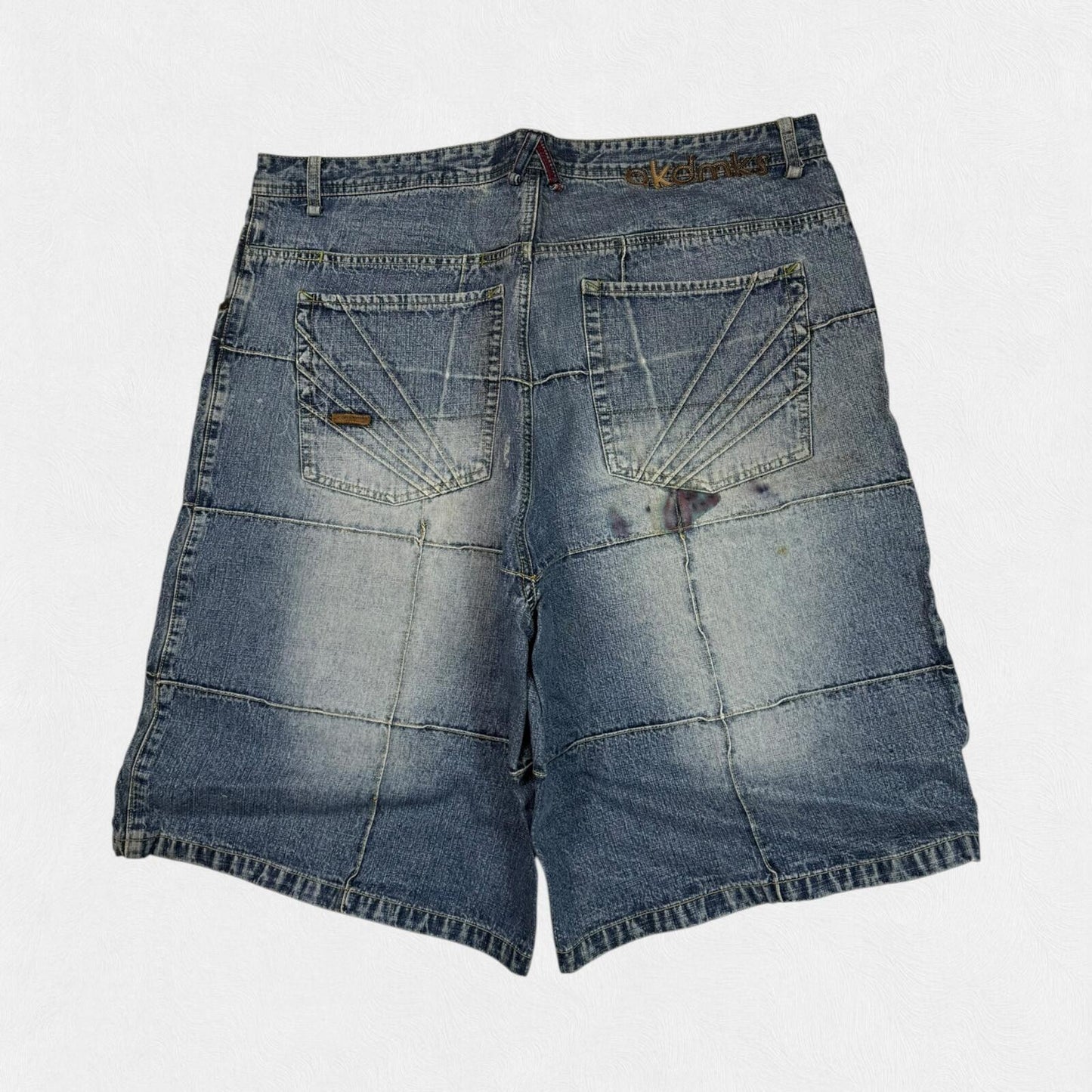 Vintage Akademiks baggy hip hop denim jean shorts (W40)