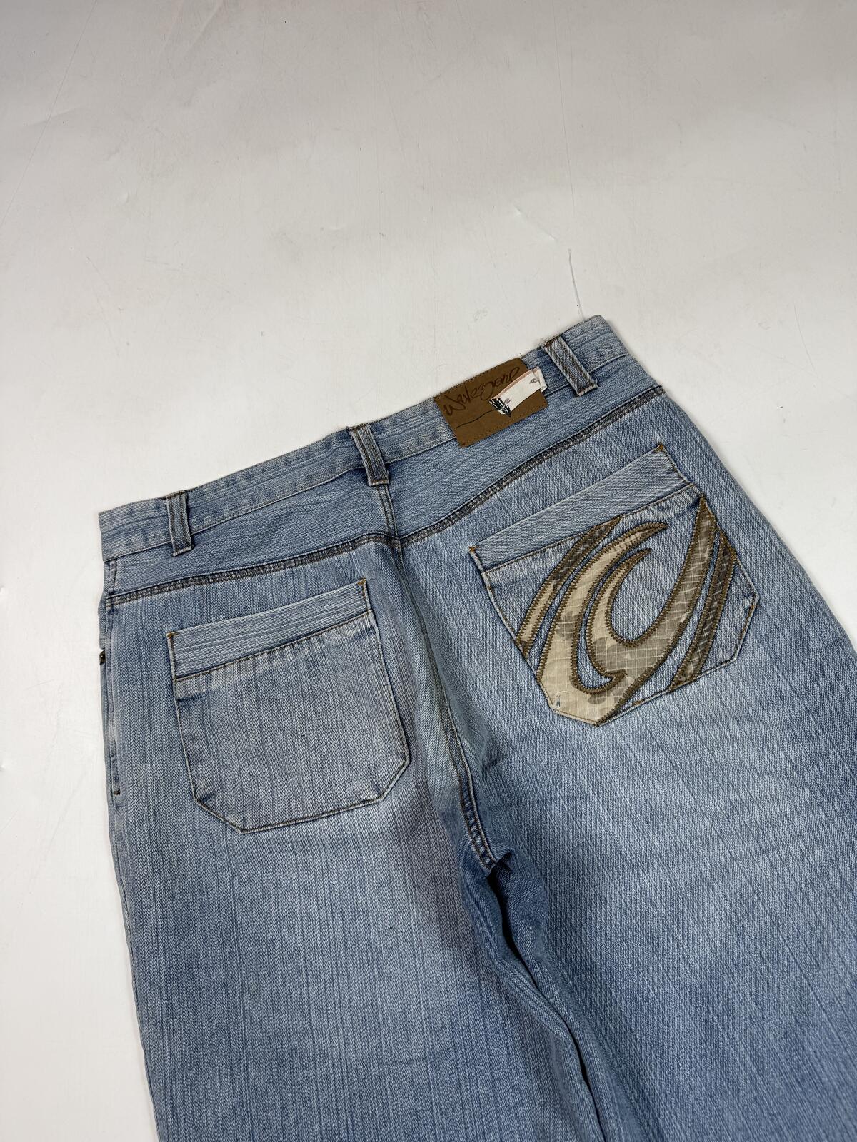 Vintage Y2K Surfwear baggy hip hop jorts (W34)