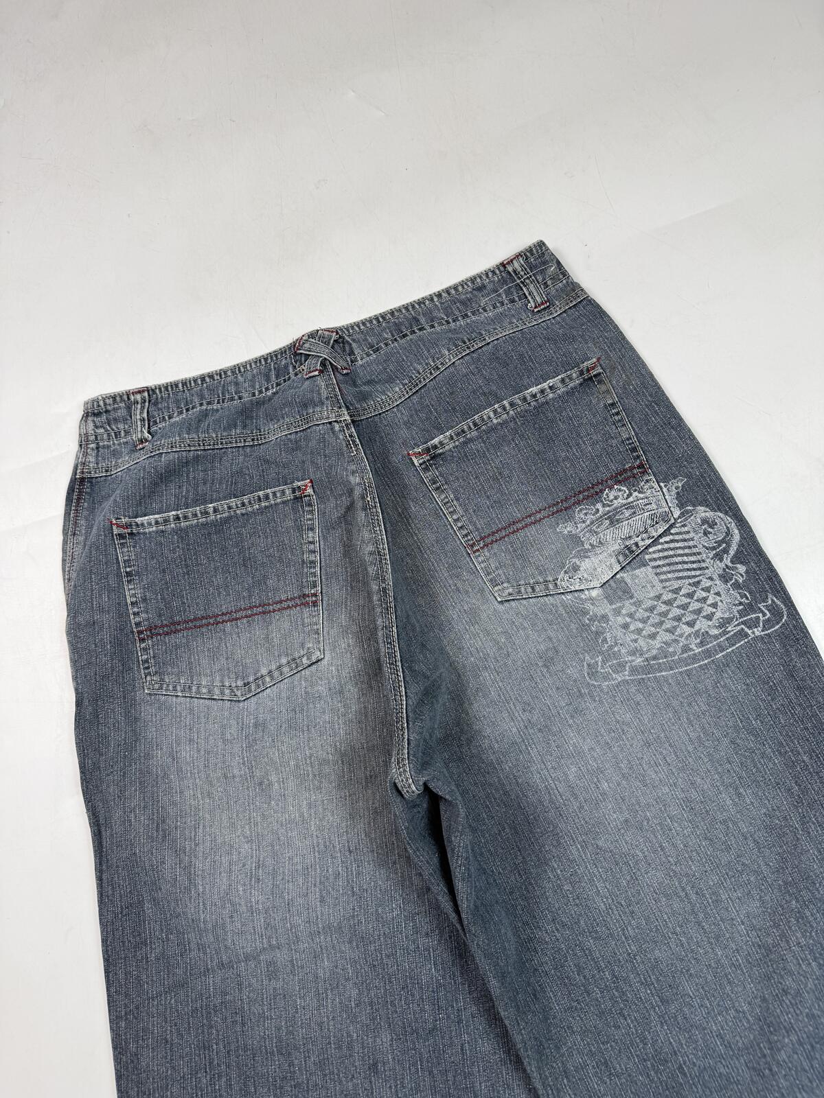 Vintage Y2K baggy hip hop denim jean shorts (W32)