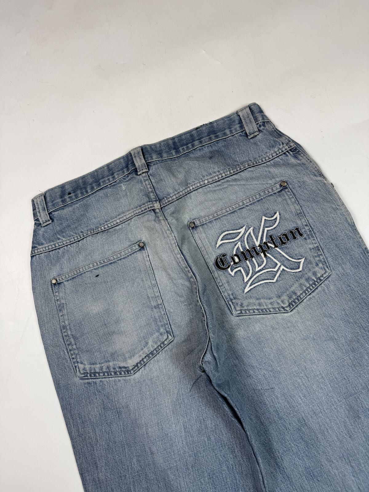 Vintage Y2K Karl Kani hip hop jorts (W34)