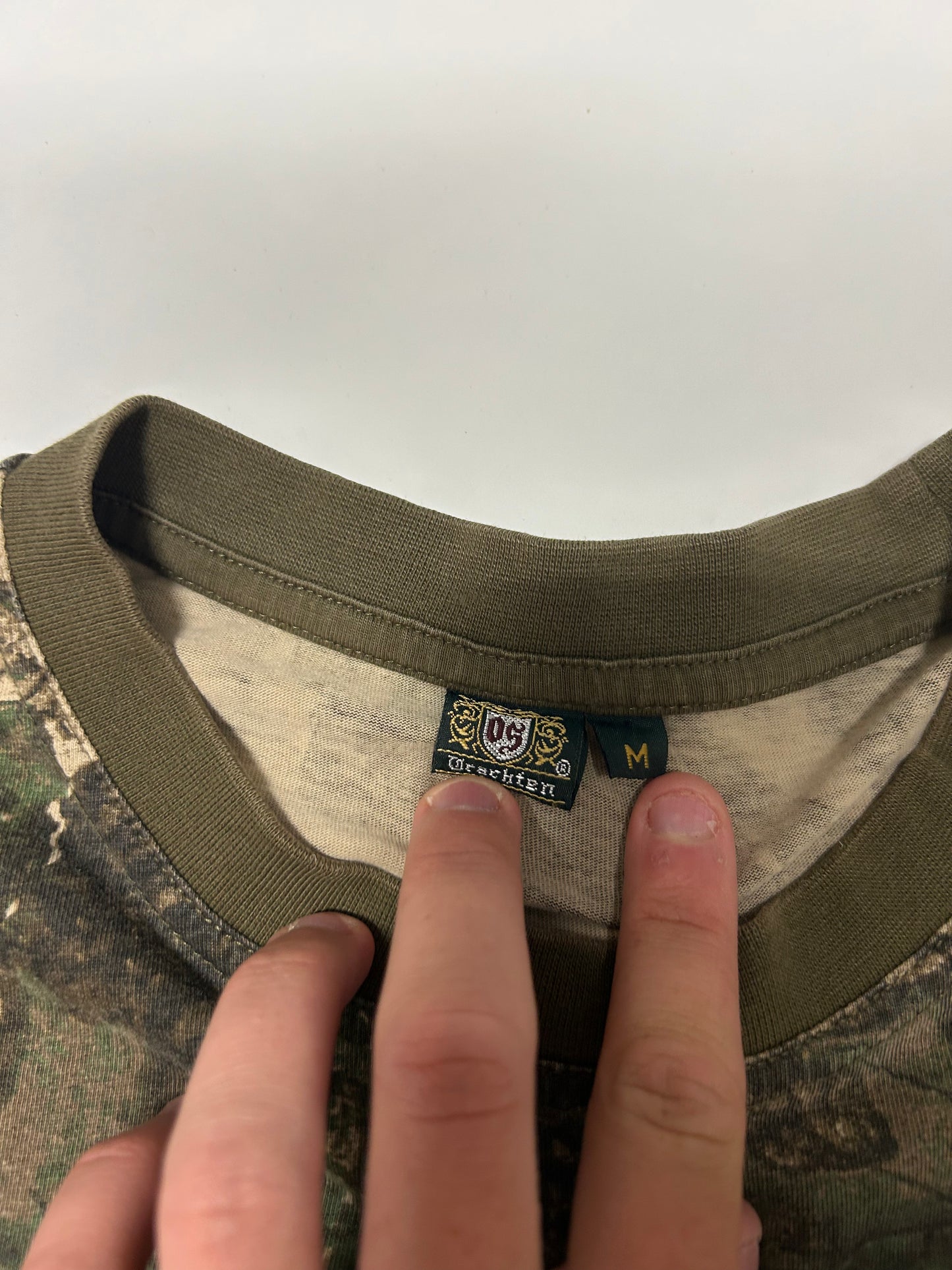 Vintage realtree camo tee (M)