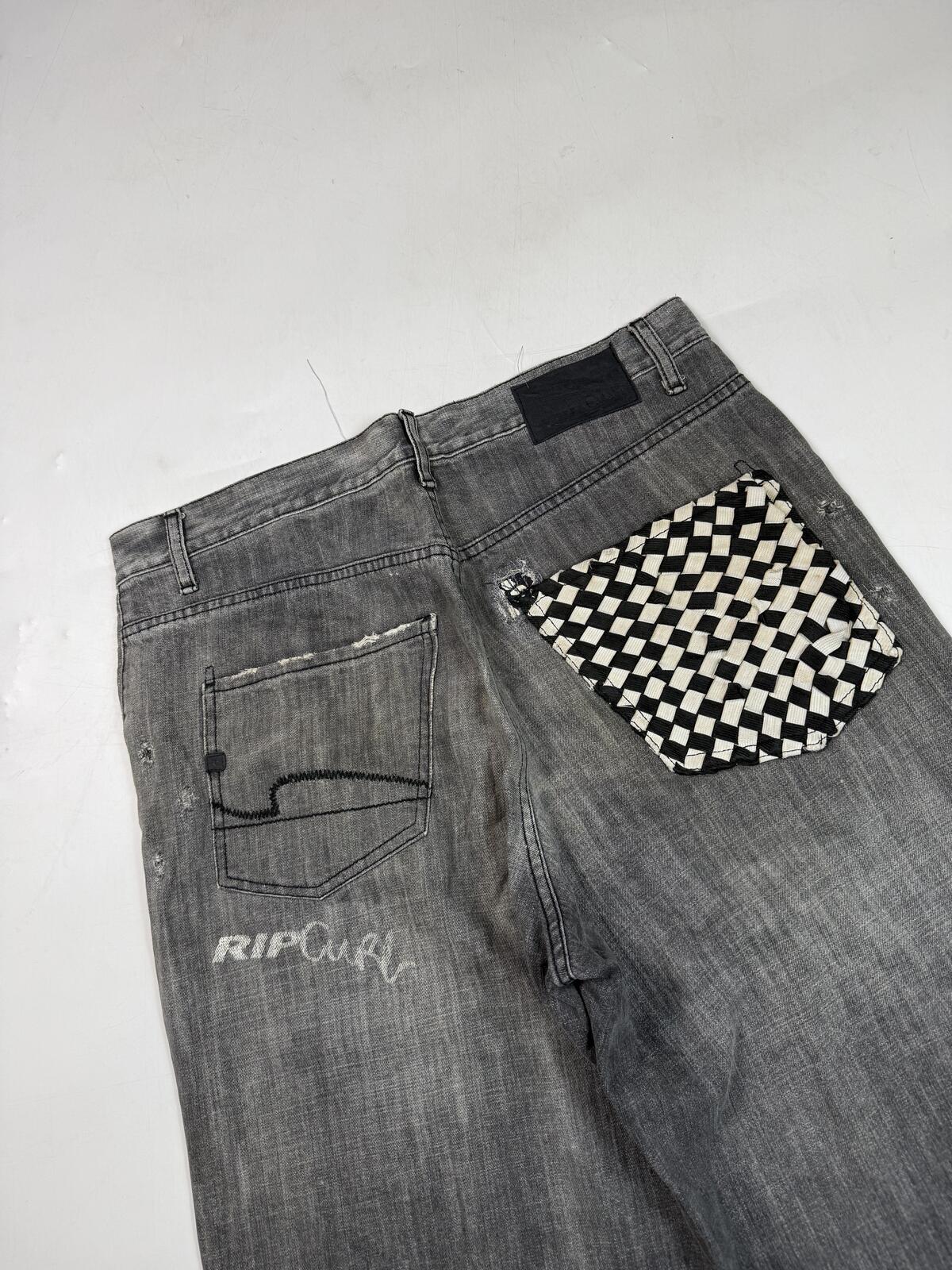 Vintage Y2K Ripcurl baggy hip hop jorts (W34)