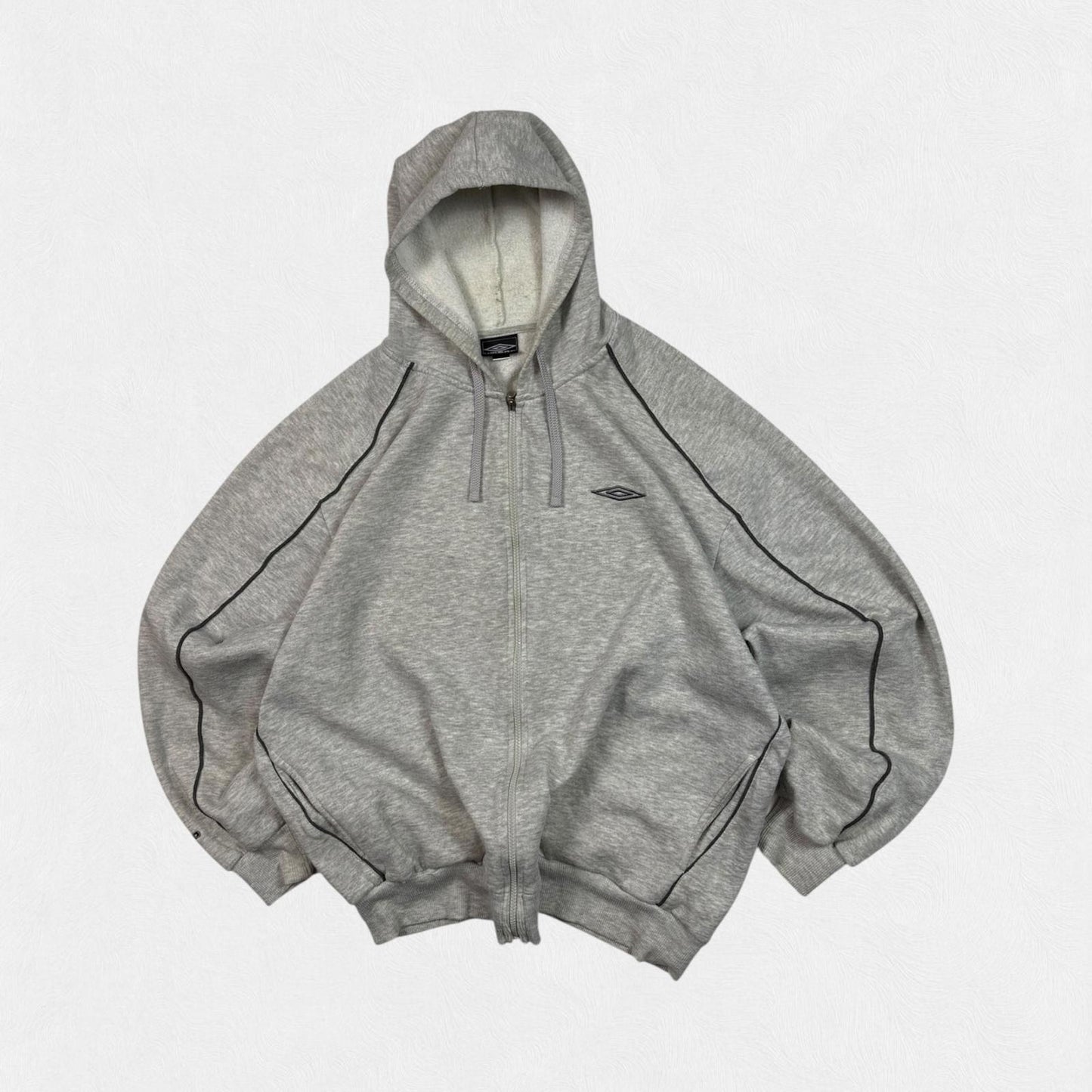 Vintage Umbro full zip hoodie (XL)