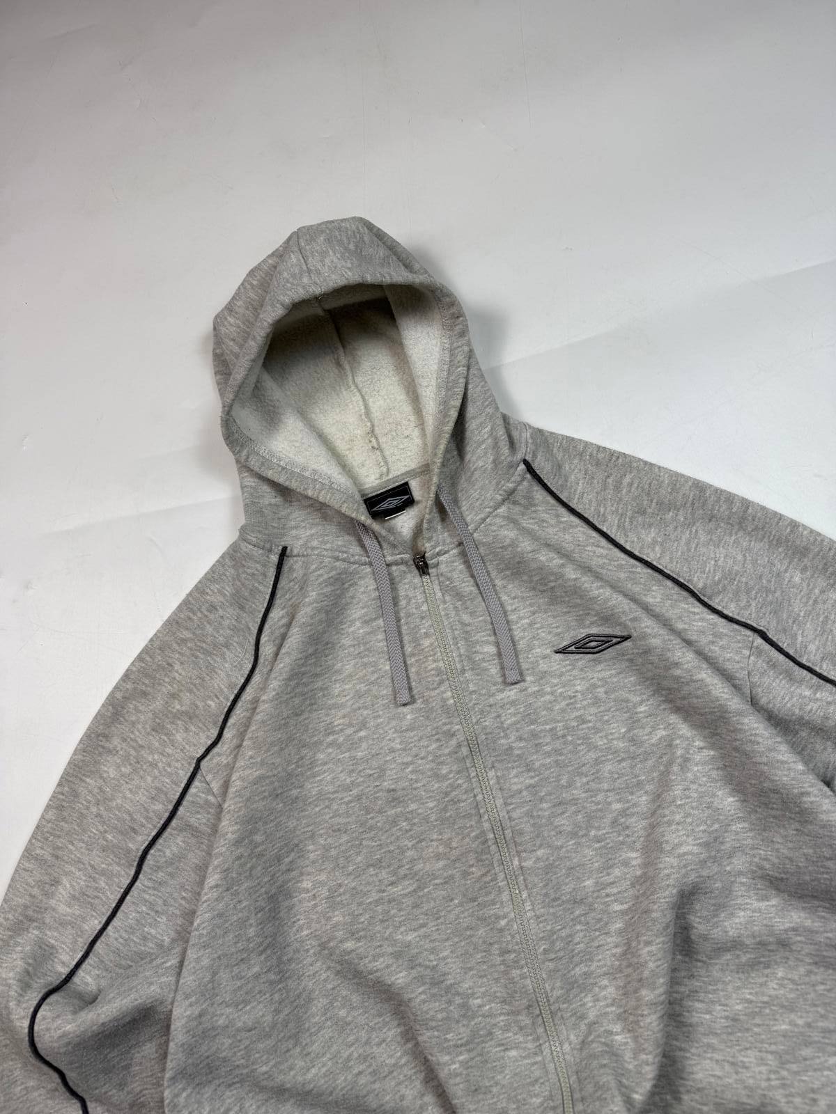 Vintage Umbro full zip hoodie (XL)
