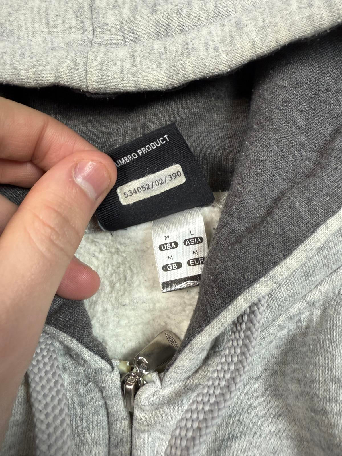 Vintage Umbro centre logo full zip hoodie (M)