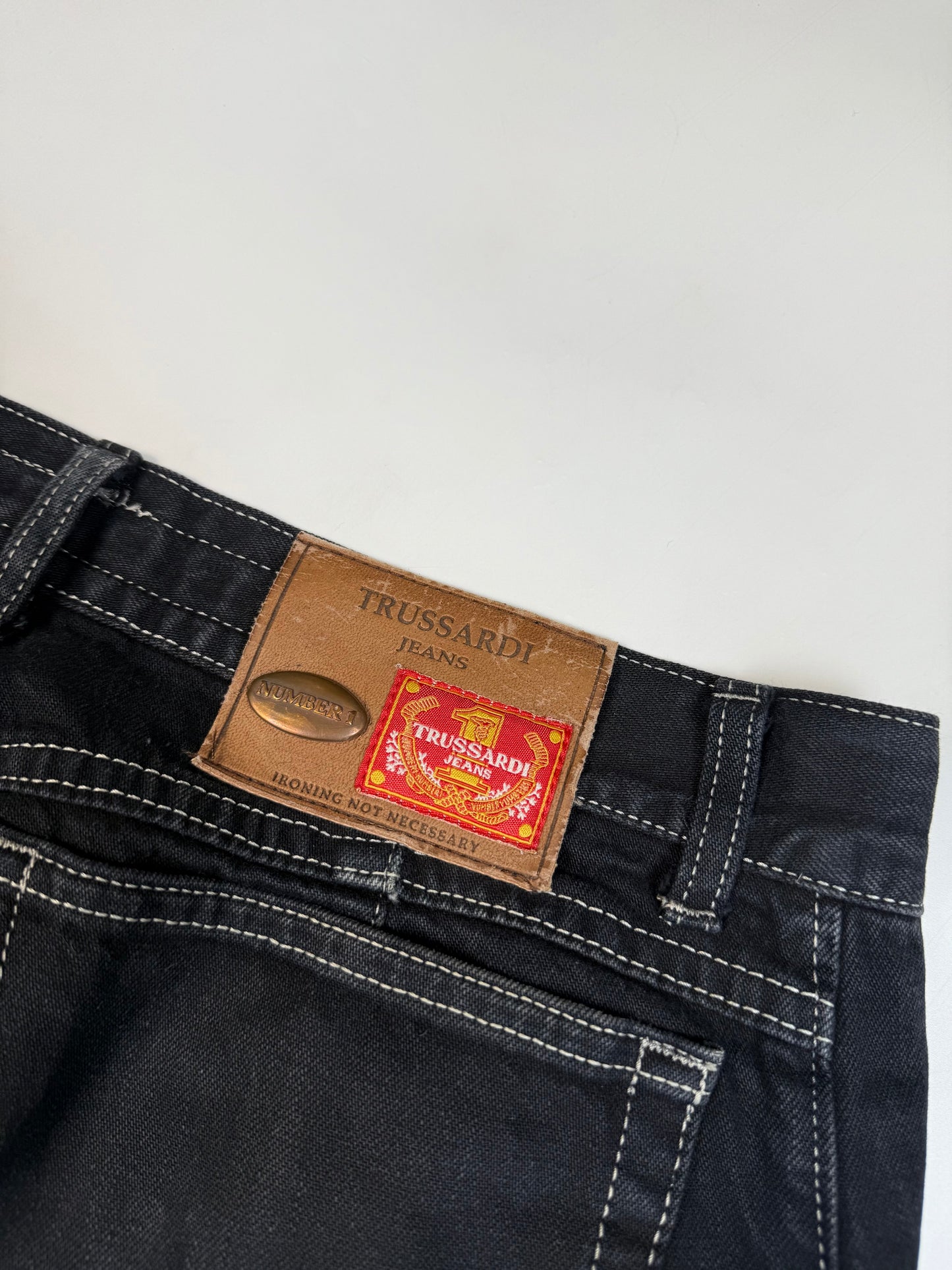 Vintage Trussardi baggy jeans (W34)
