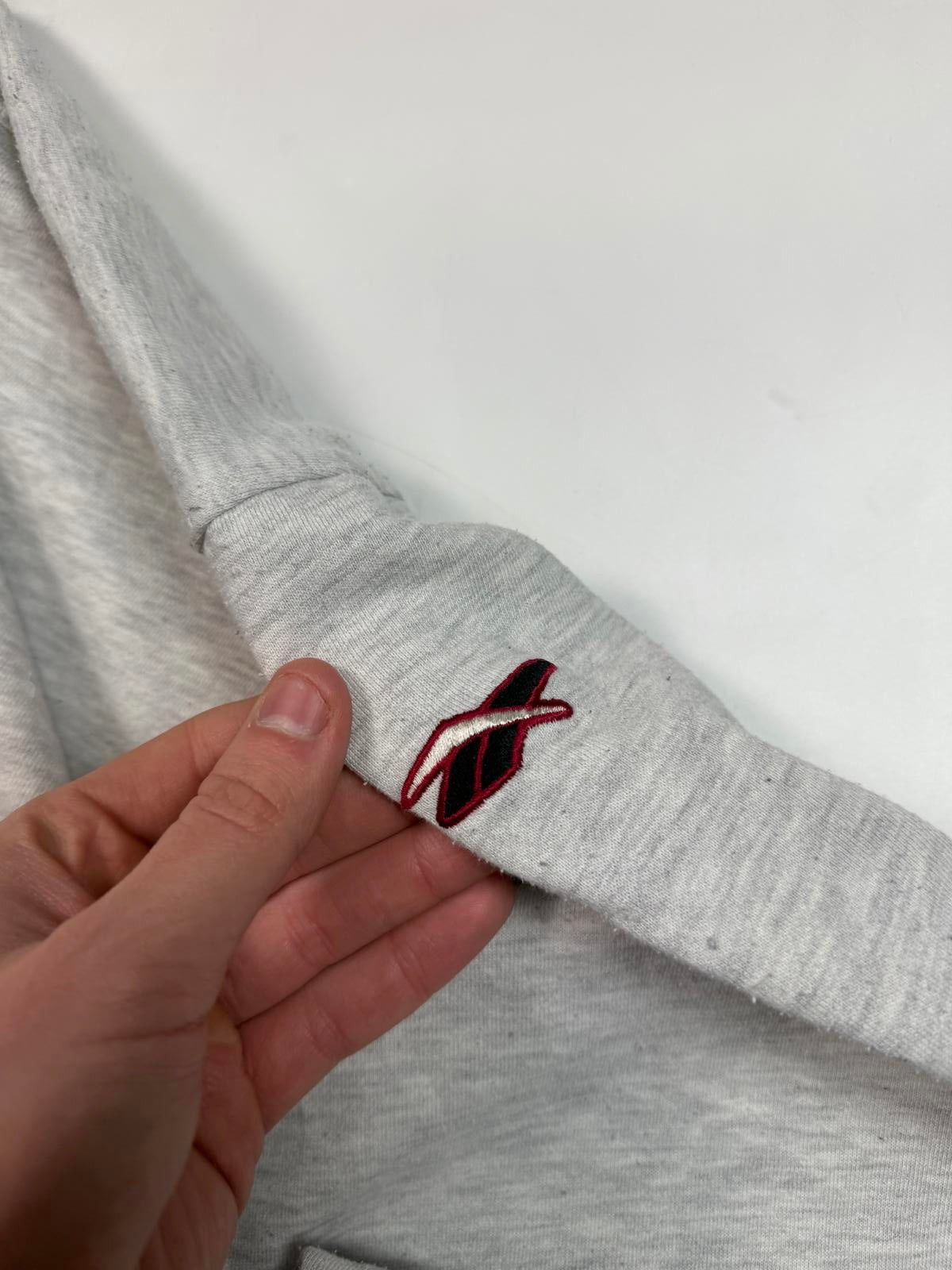 Vintage 90s Reebok small logo sweatshirt (M)