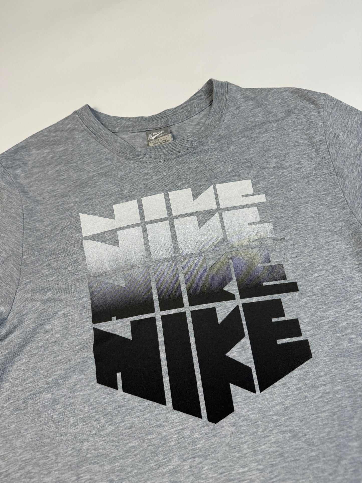 Vintage Nike graphic tee (L)