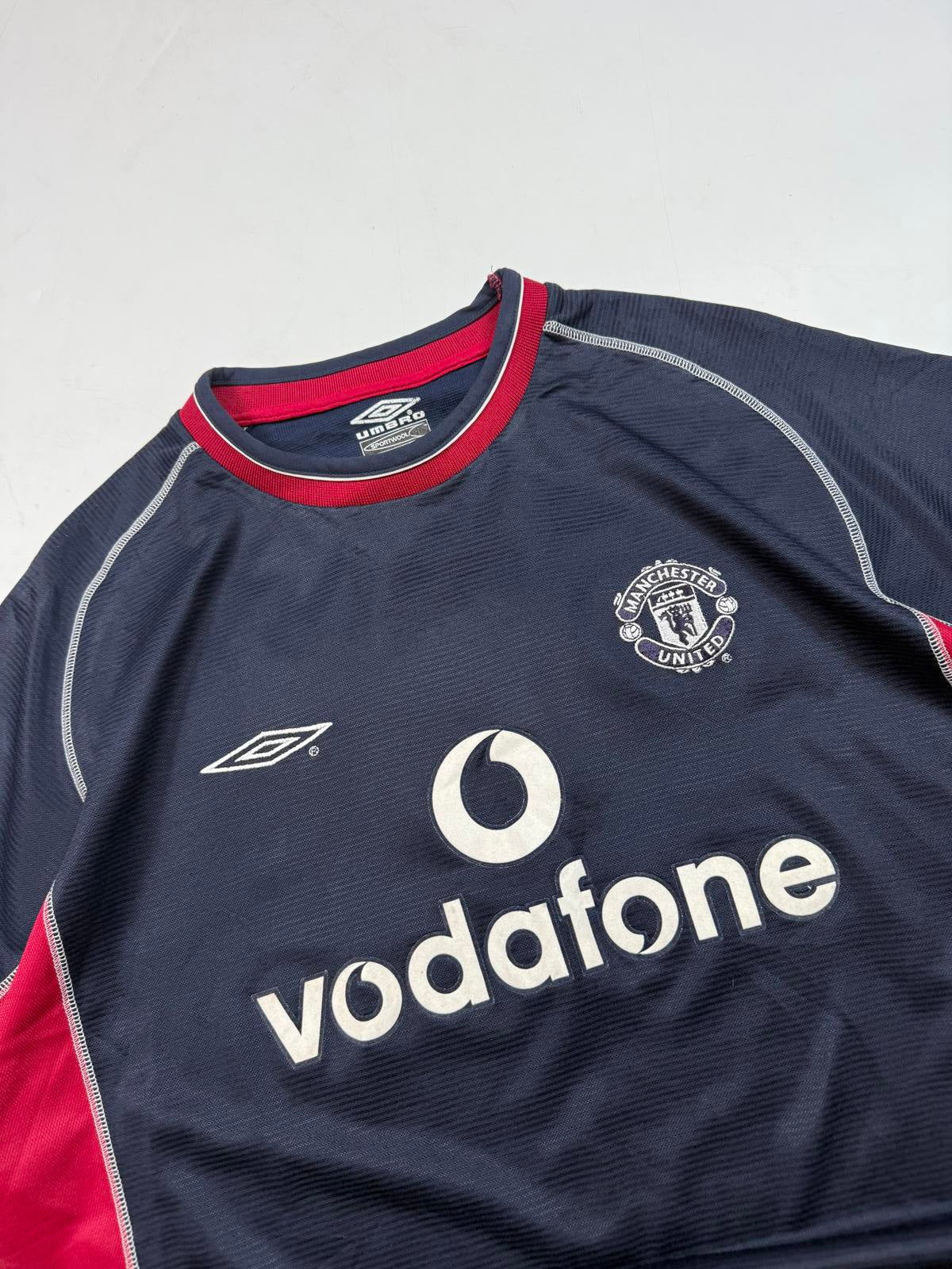 Vintage Manchester United 2000/01 Umbro third football shirt (XL)
