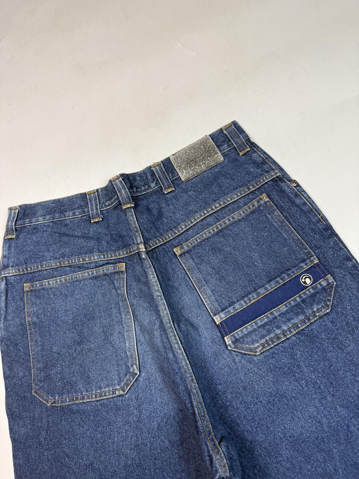 Vintage Y2K baggy hip hop denim jean shorts (W34)