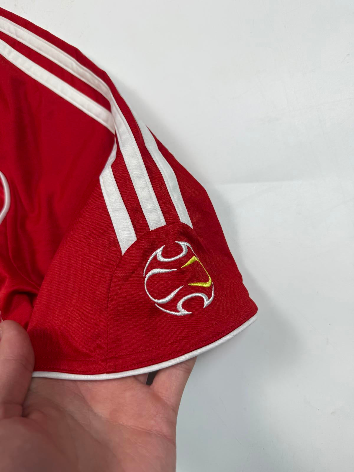 Vintage Liverpool 2006-08 Adidas Gerrard football shirt (S)