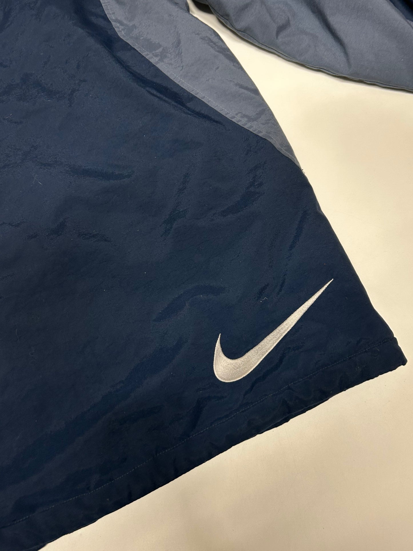 Vintage Nike puffer jacket (XL)