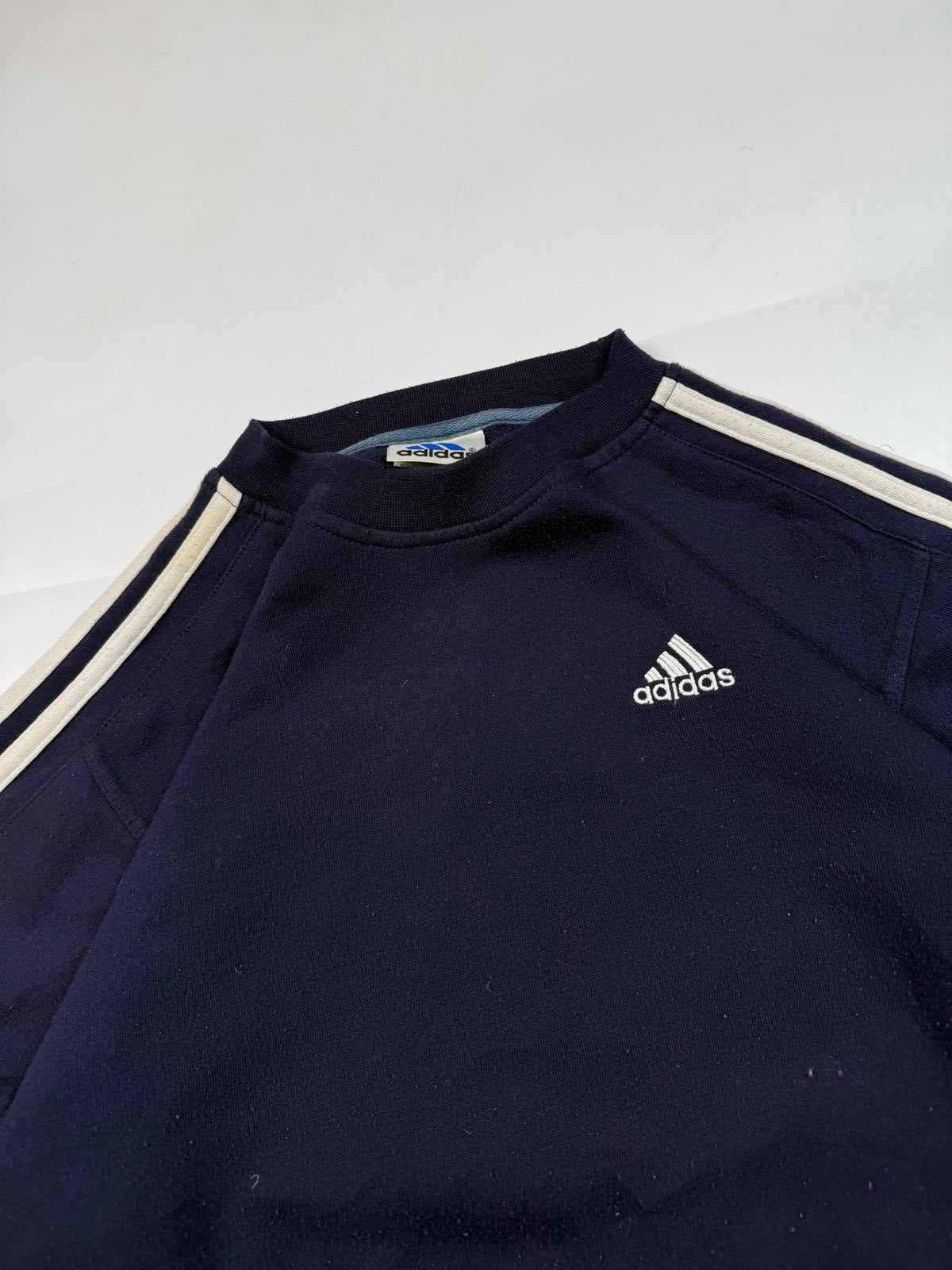 Vintage adidas small logo sweatshirt (M)