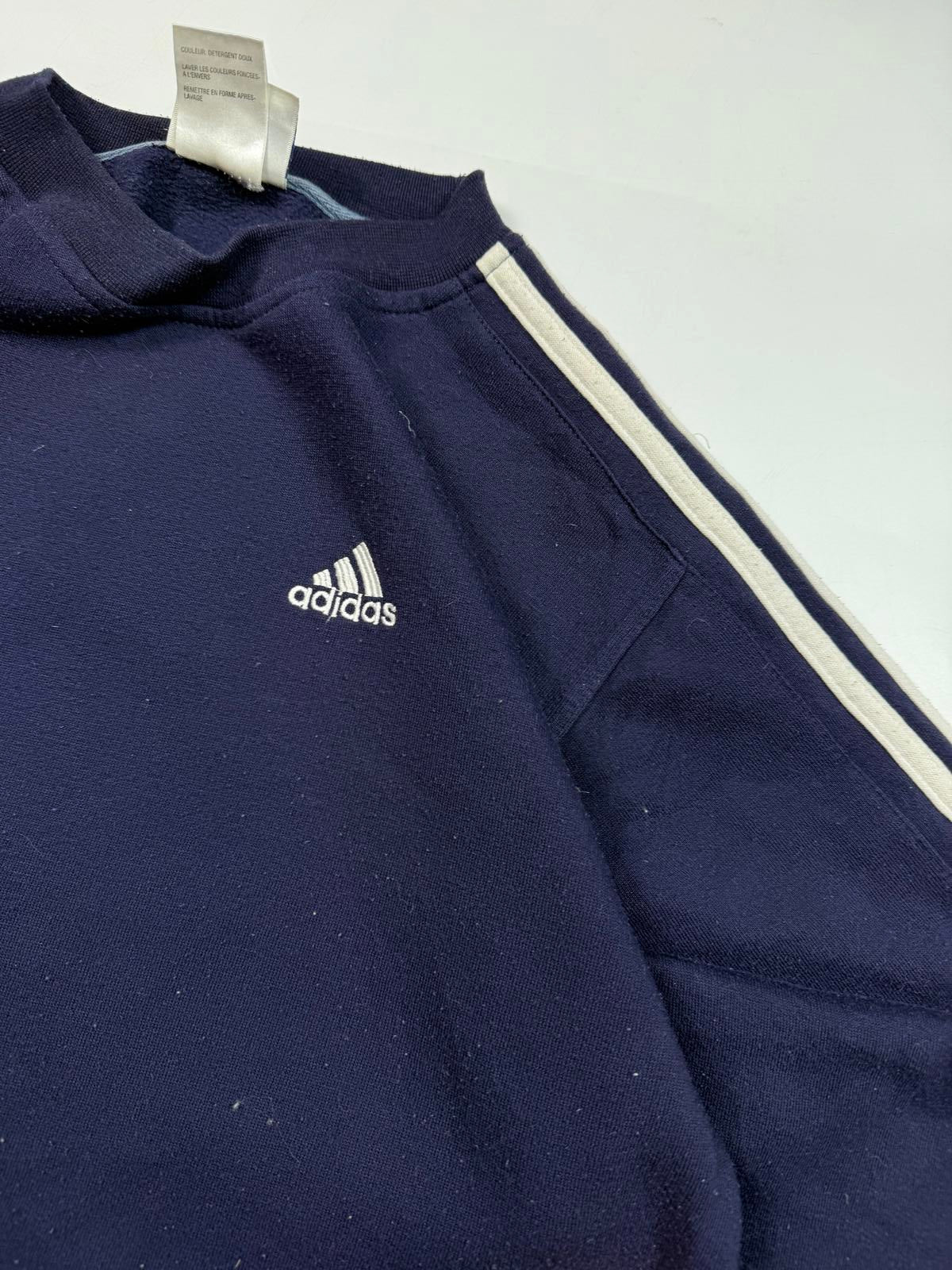 Vintage adidas small logo sweatshirt (M)