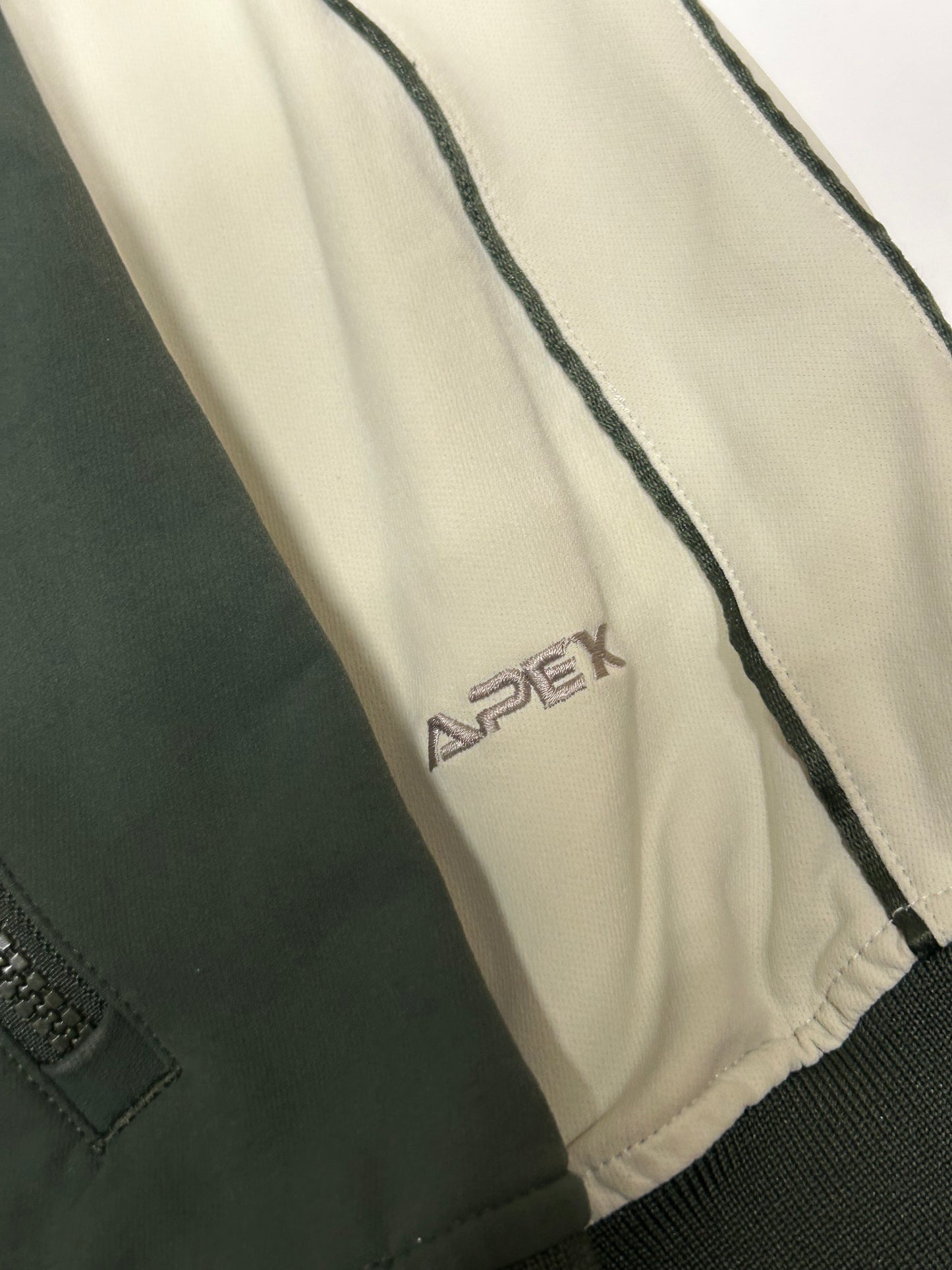 North Face Apex jacket (L)